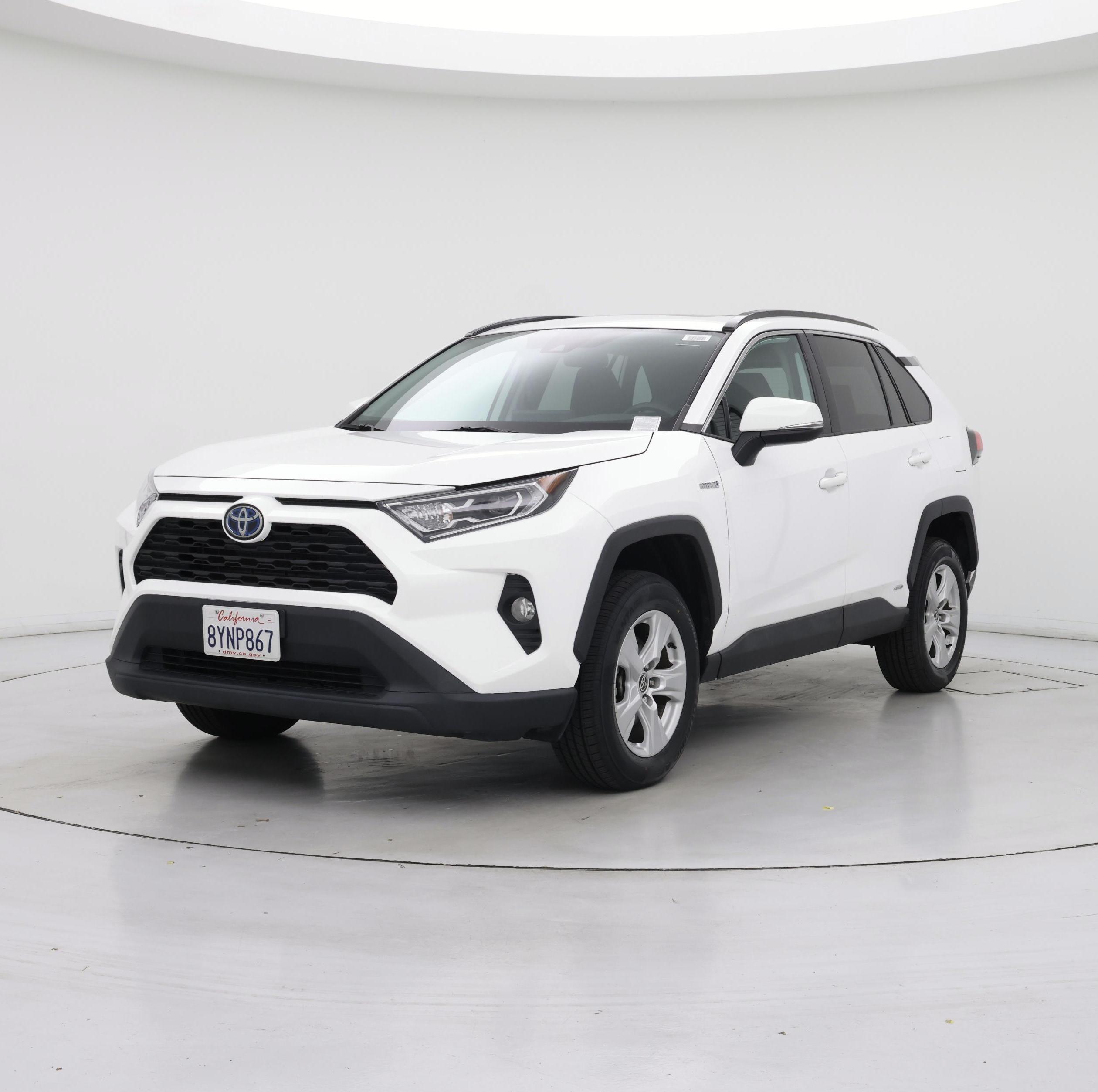 Thumbnail: 2021 Toyota RAV4 - 4