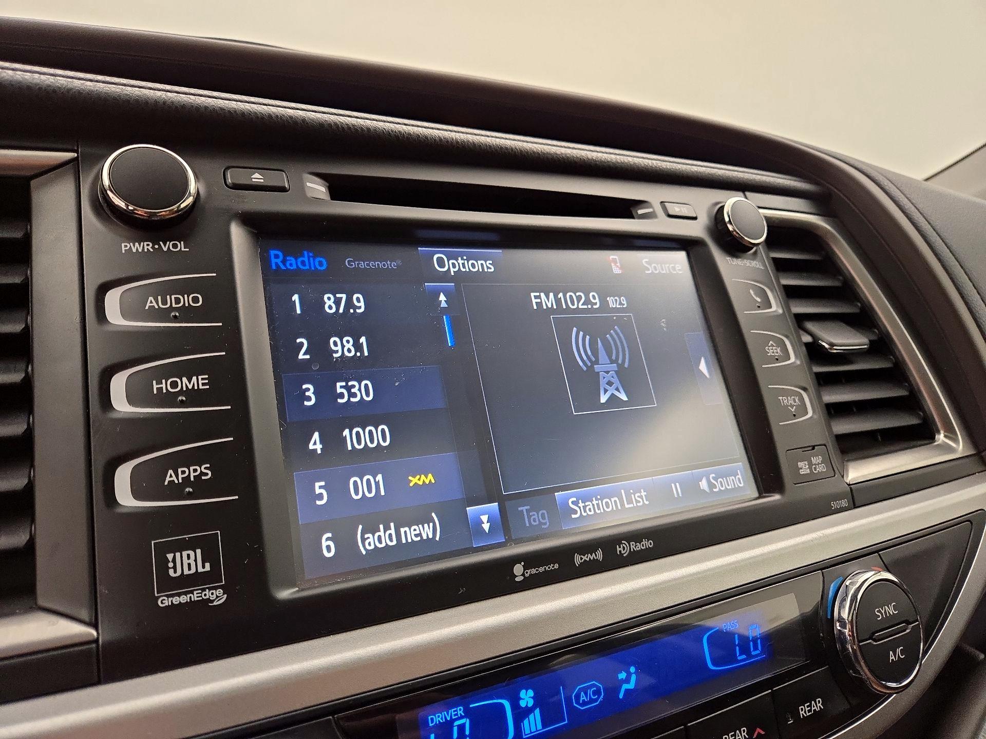 Thumbnail: 2017 Toyota Highlander - 16