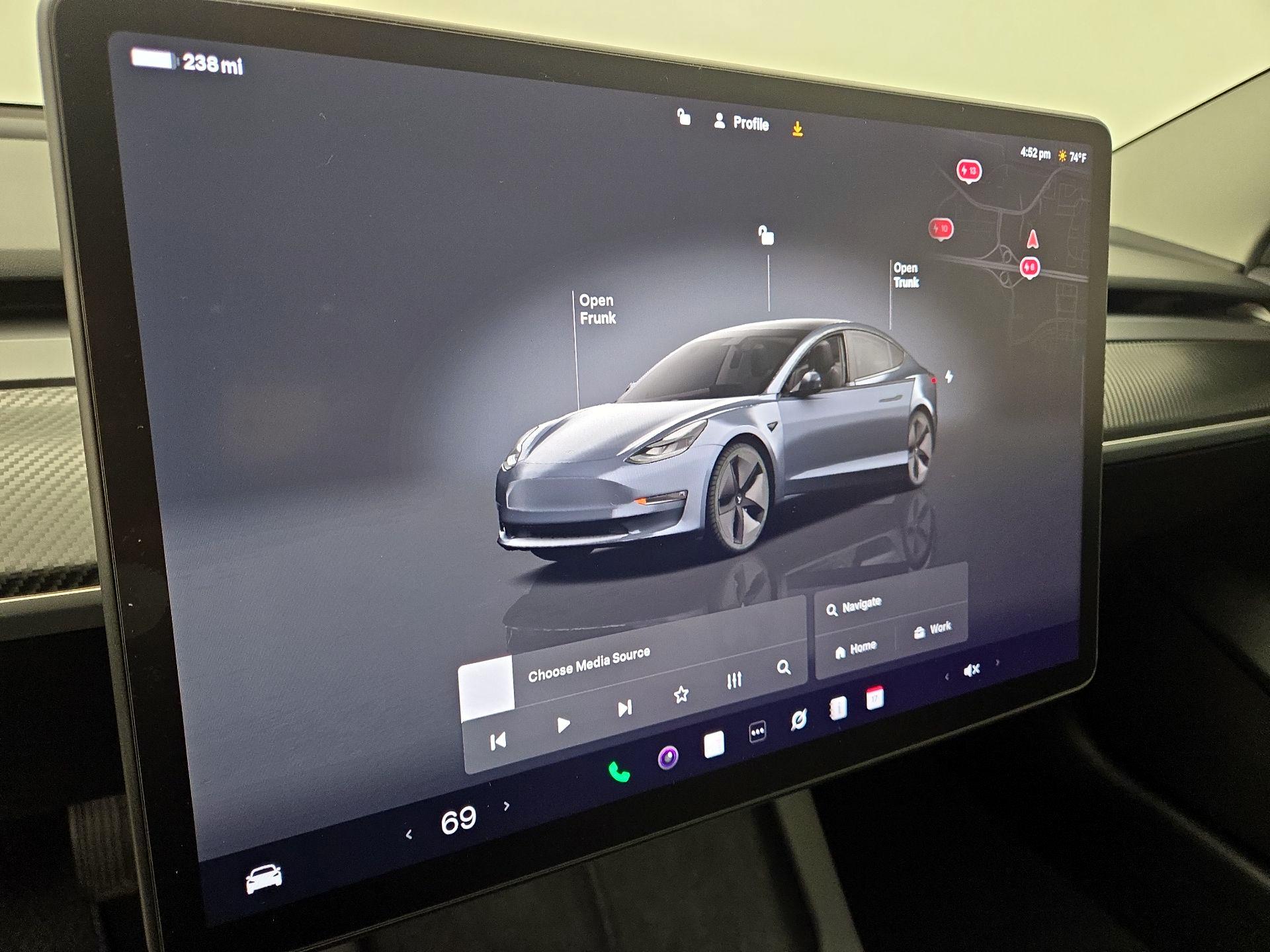 Thumbnail: 2023 Tesla Model 3 - 14