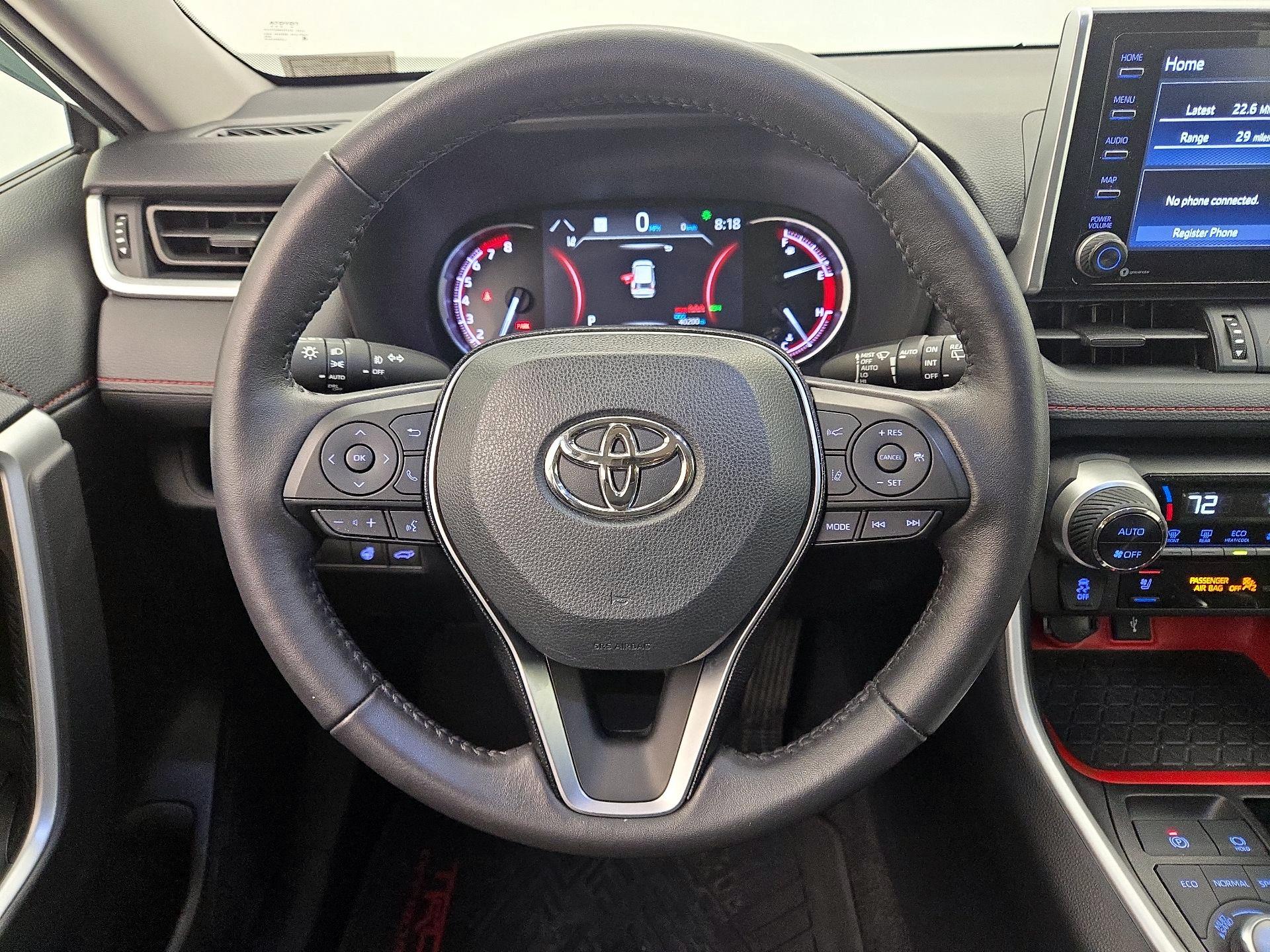 Thumbnail: 2021 Toyota RAV4 - 10