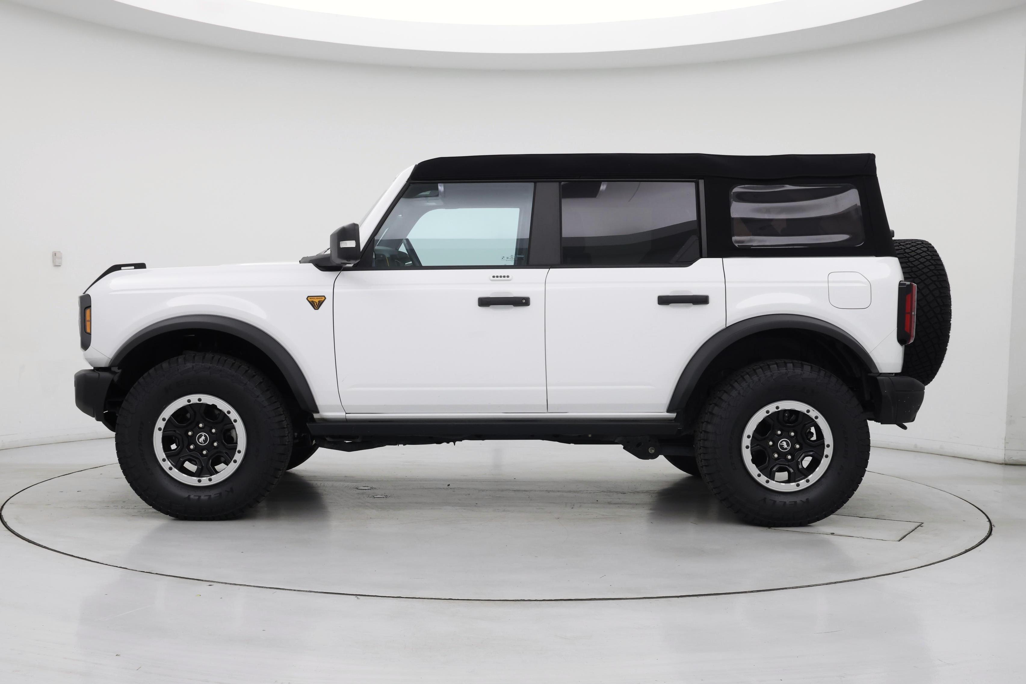 Thumbnail: 2023 Ford Bronco - 3