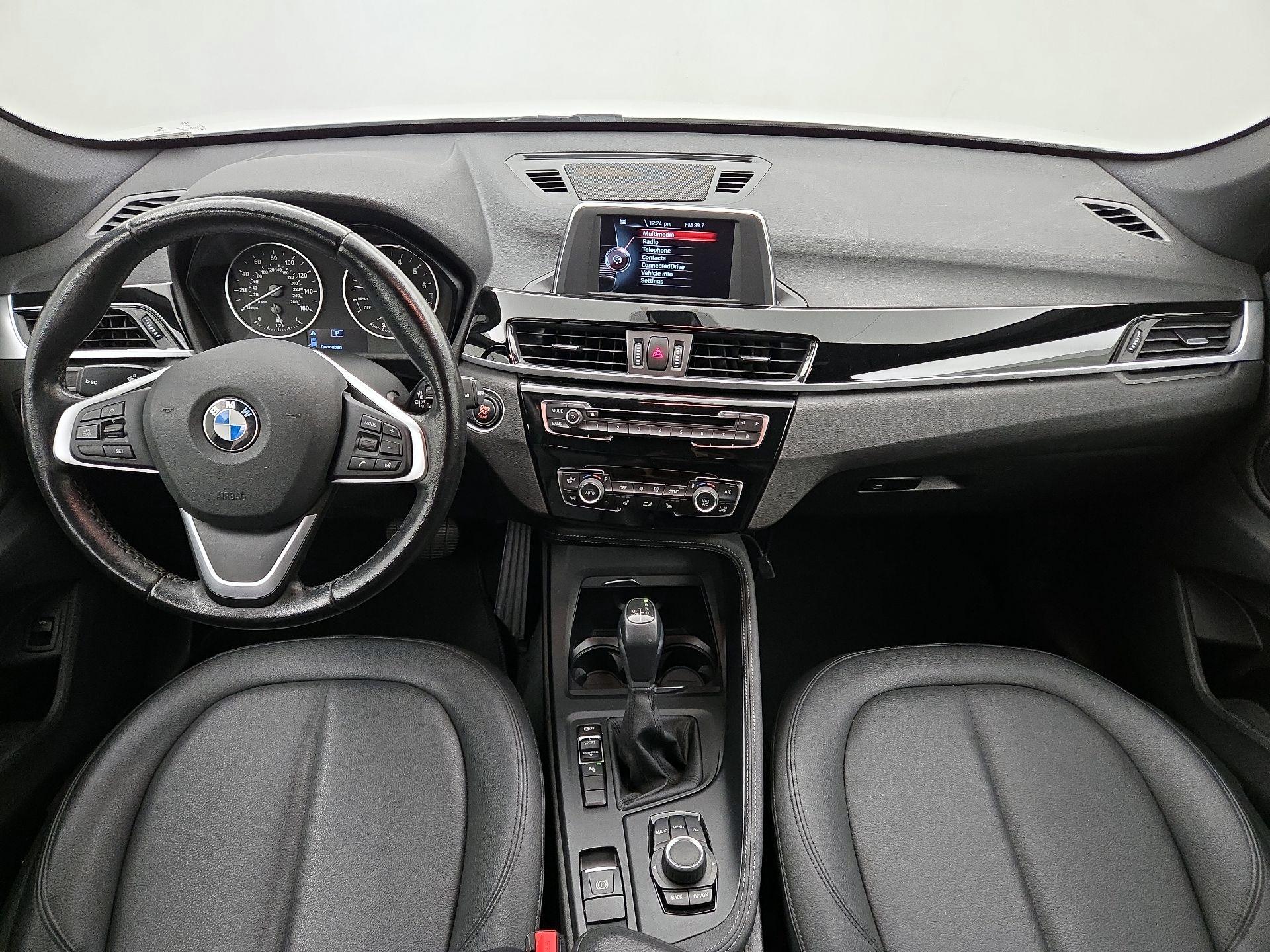 Thumbnail: 2017 BMW X1 - 9