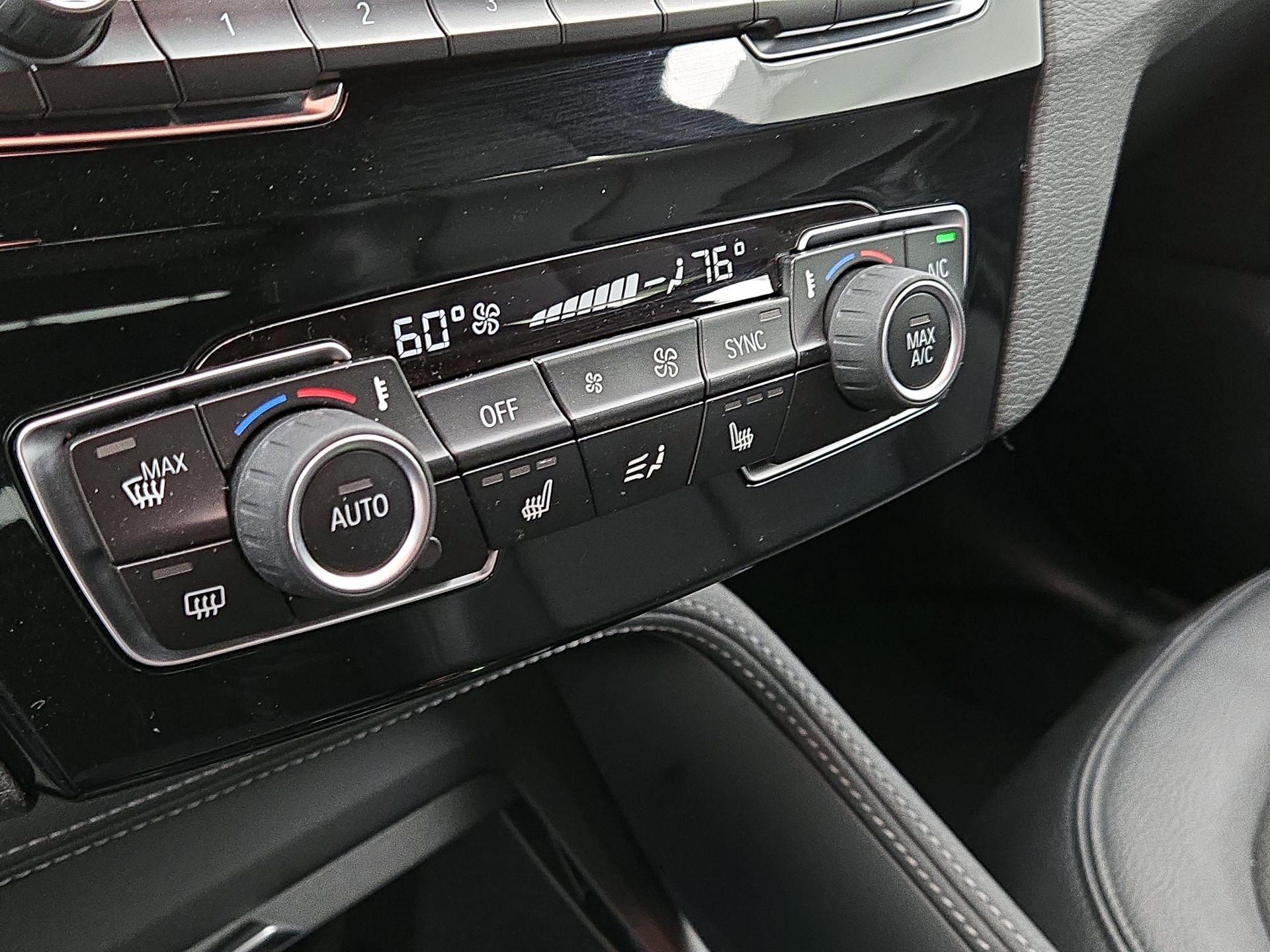Thumbnail: 2017 BMW X1 - 16