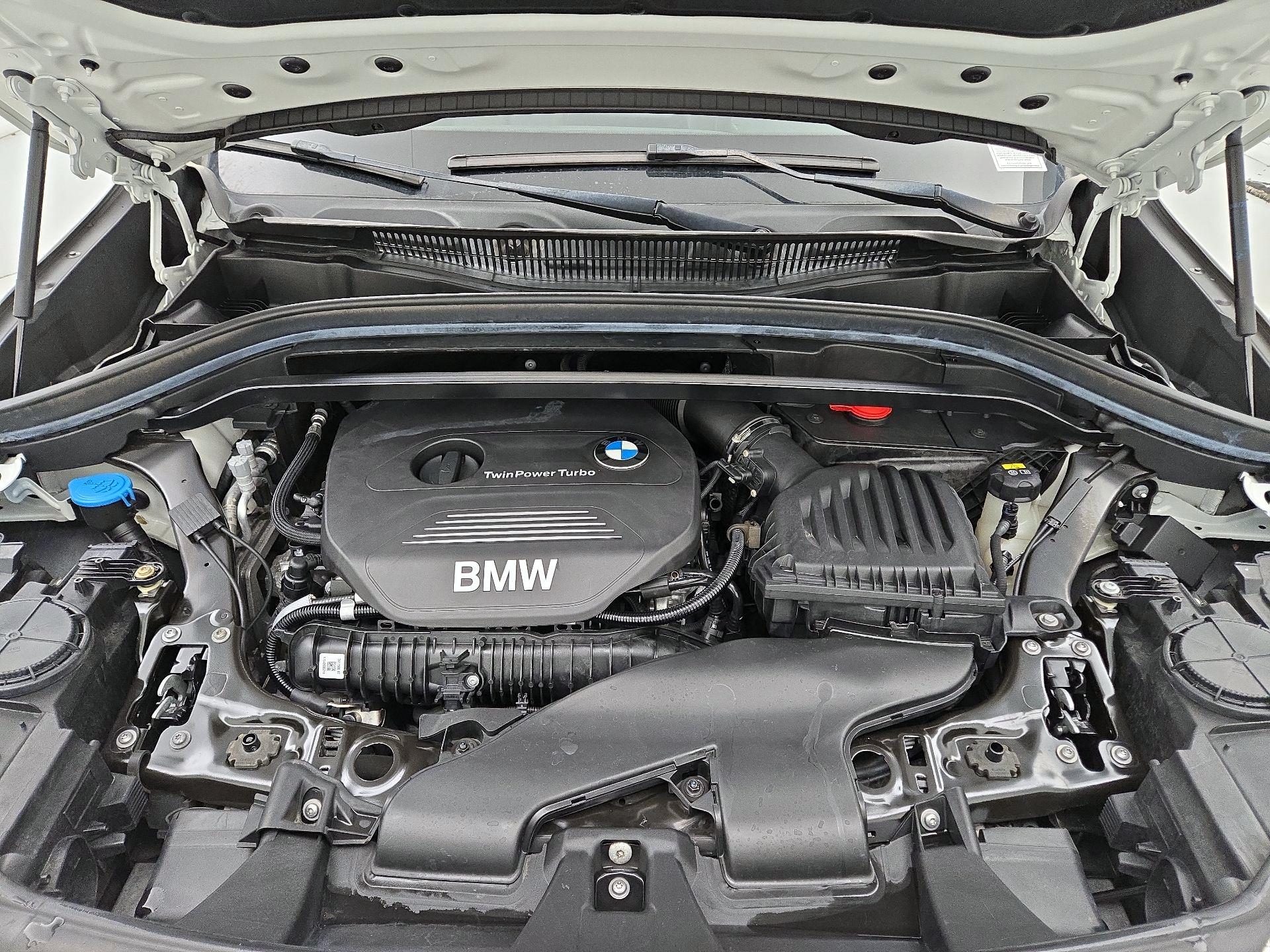 Thumbnail: 2017 BMW X1 - 20