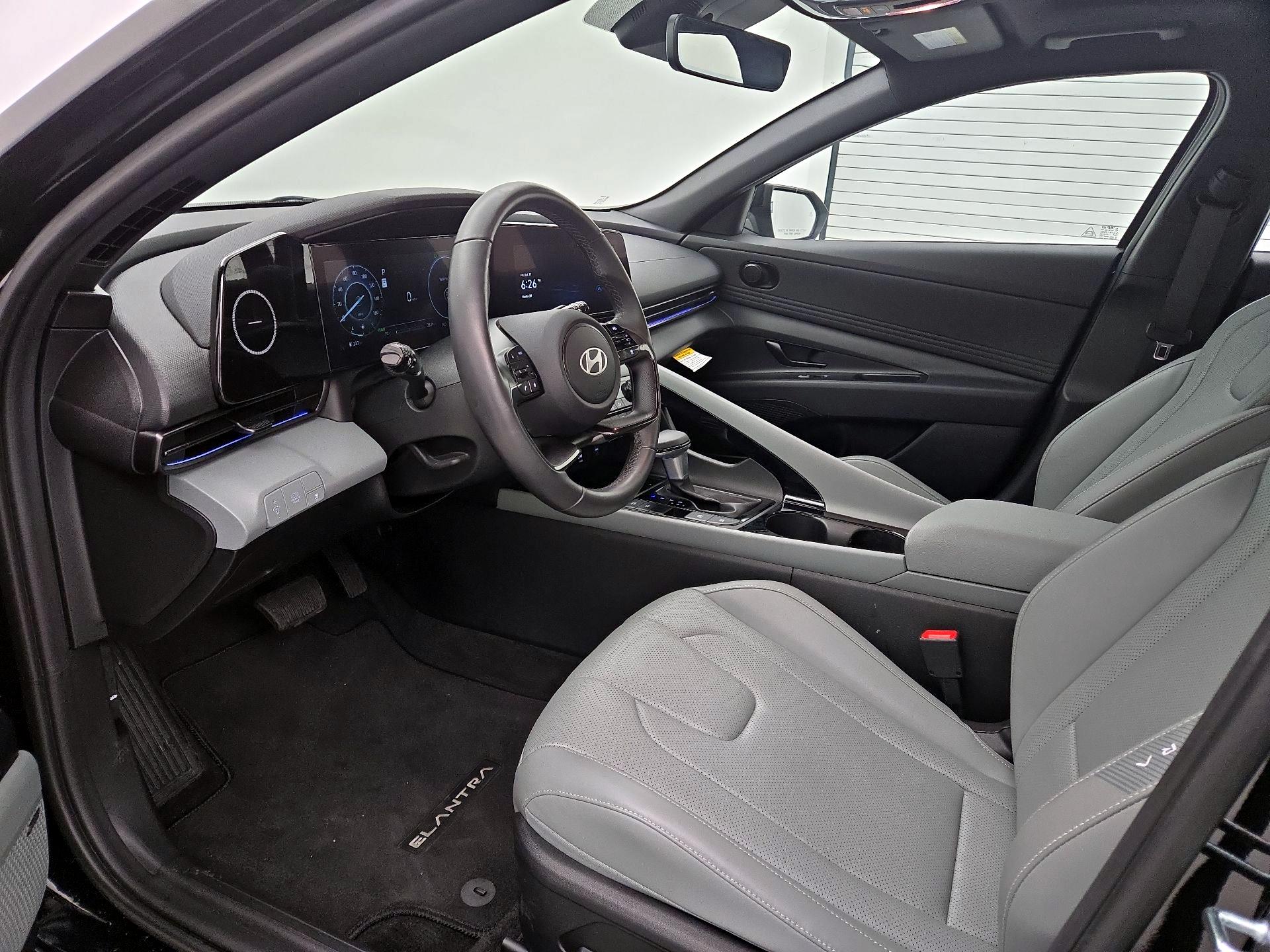 Thumbnail: 2025 Hyundai Elantra - 11