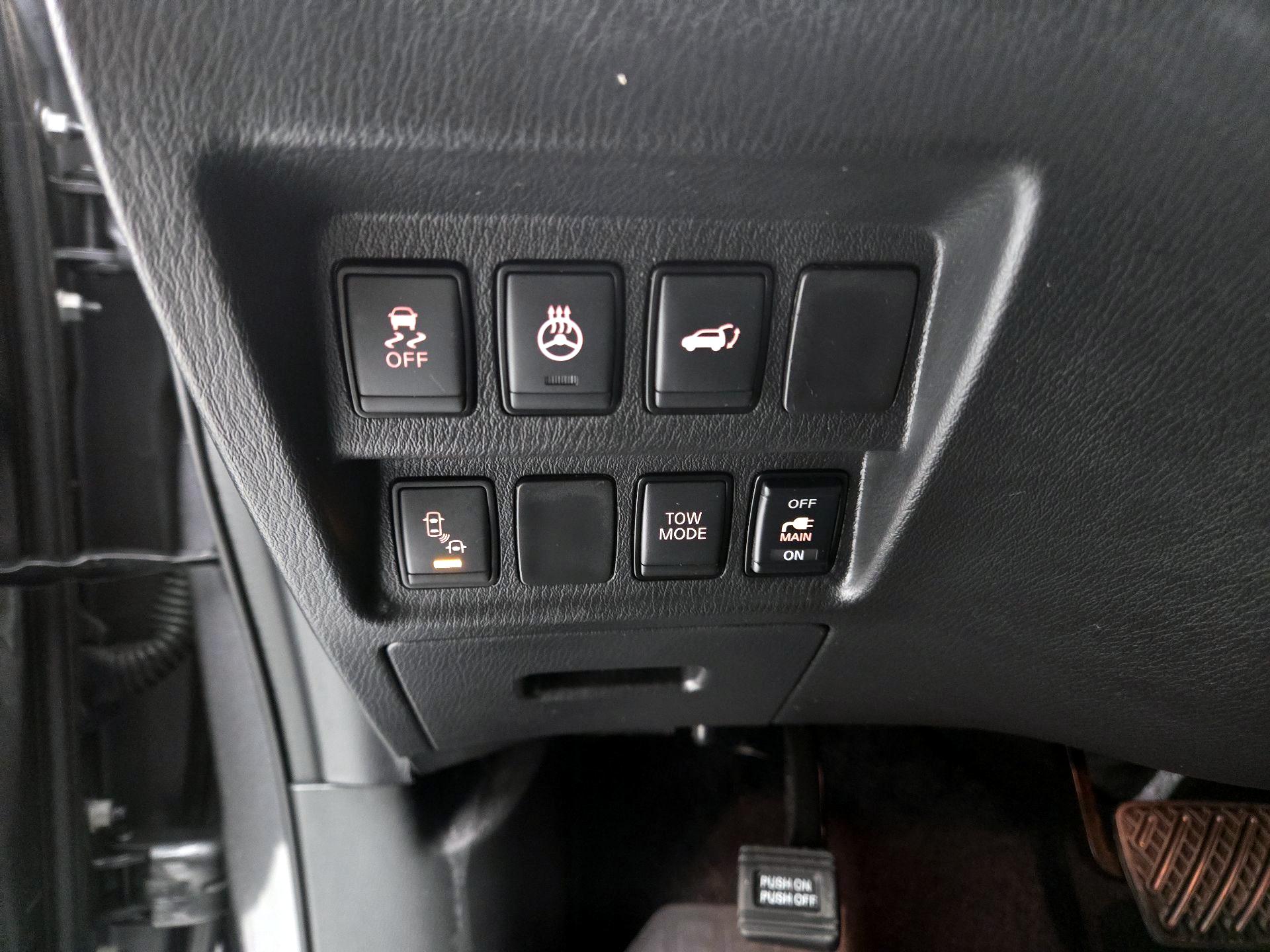 Thumbnail: 2019 Nissan Pathfinder - 13