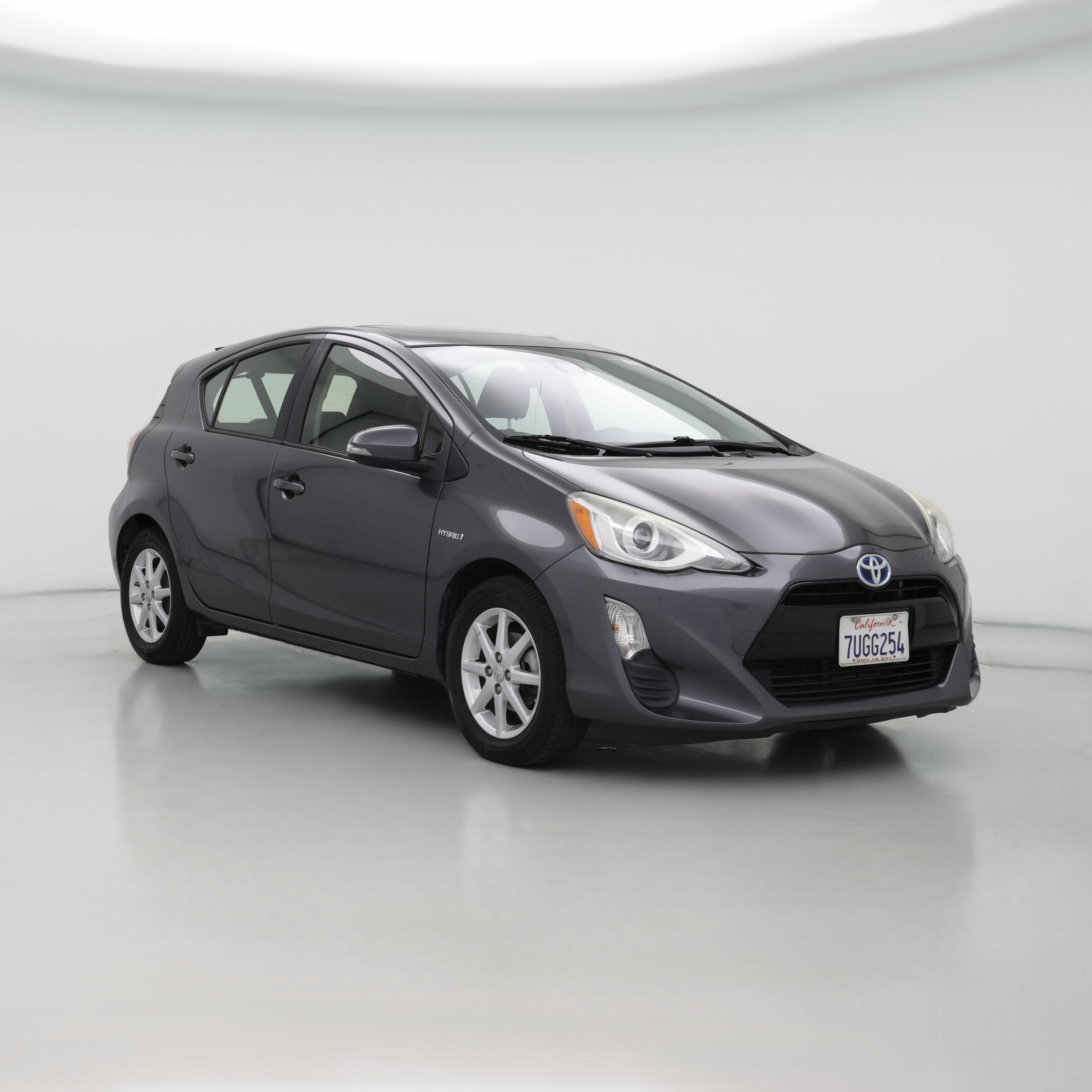 Thumbnail: 2016 Toyota Prius c - 1
