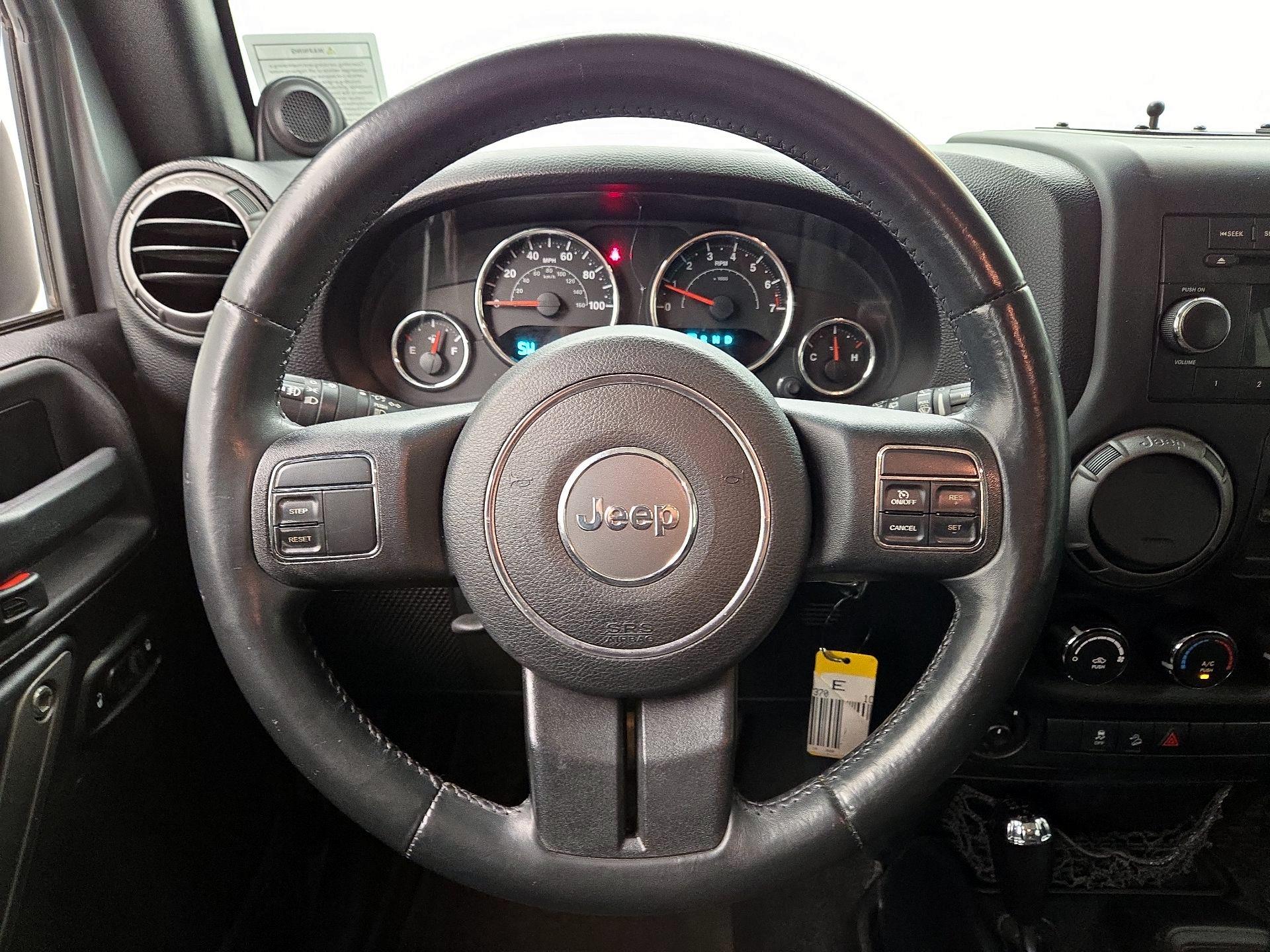 Thumbnail: 2014 Jeep Wrangler - 10