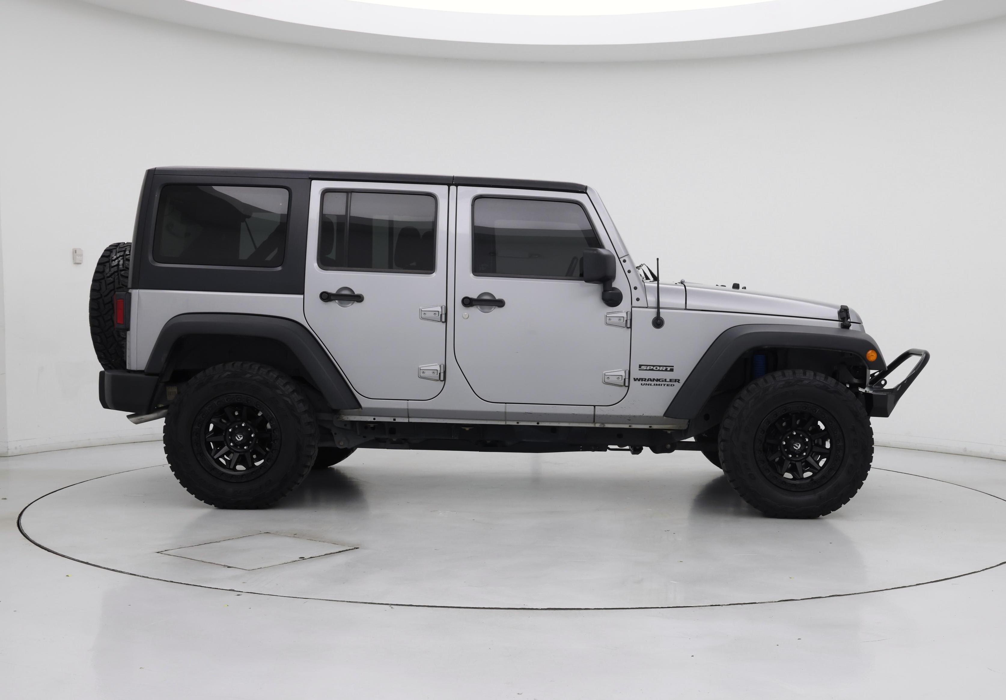 Thumbnail: 2014 Jeep Wrangler - 7