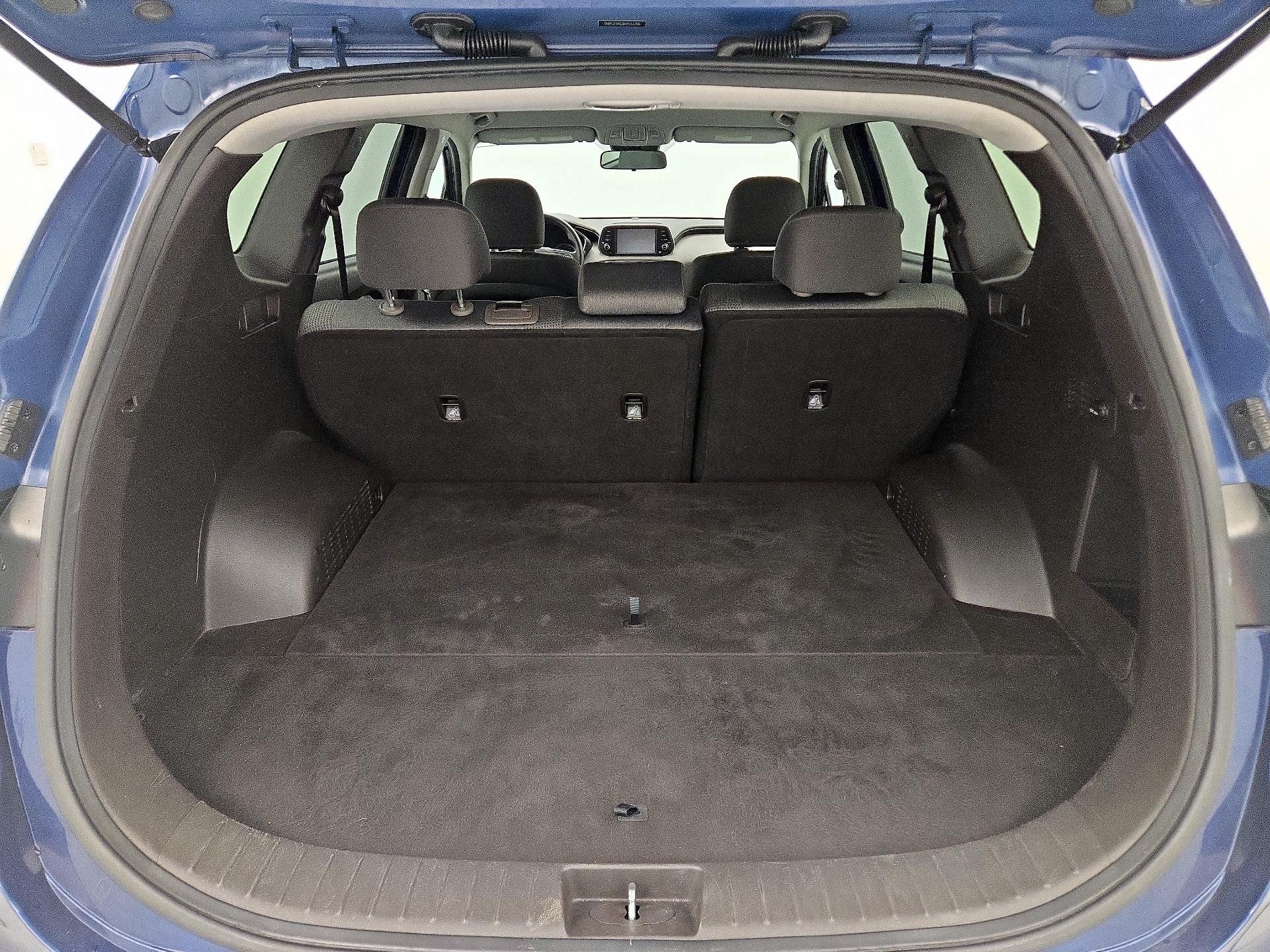 Thumbnail: 2019 Hyundai Santa Fe - 20