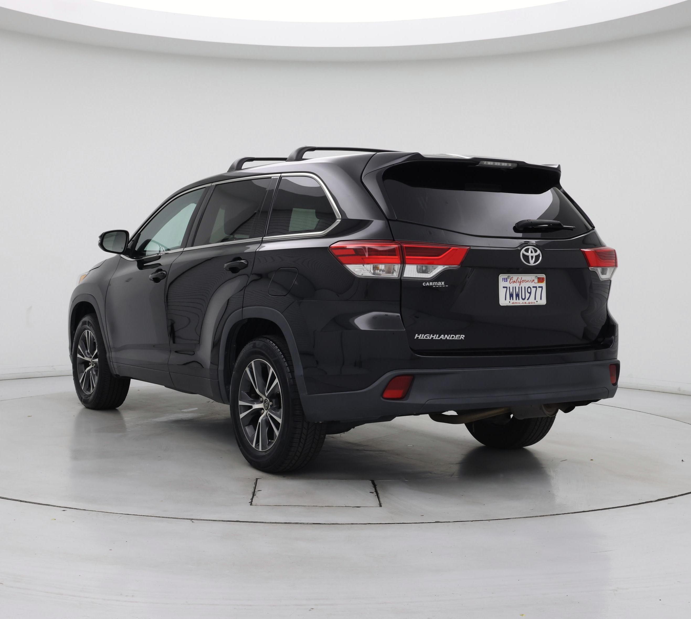 Thumbnail: 2017 Toyota Highlander - 2