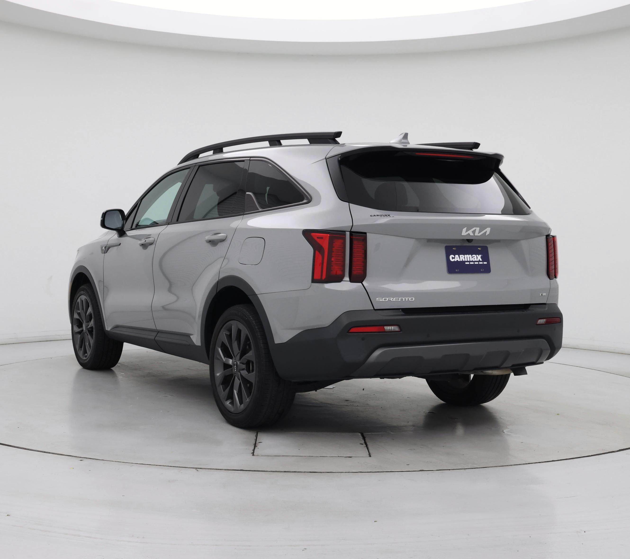 Thumbnail: 2023 Kia Sorento - 2