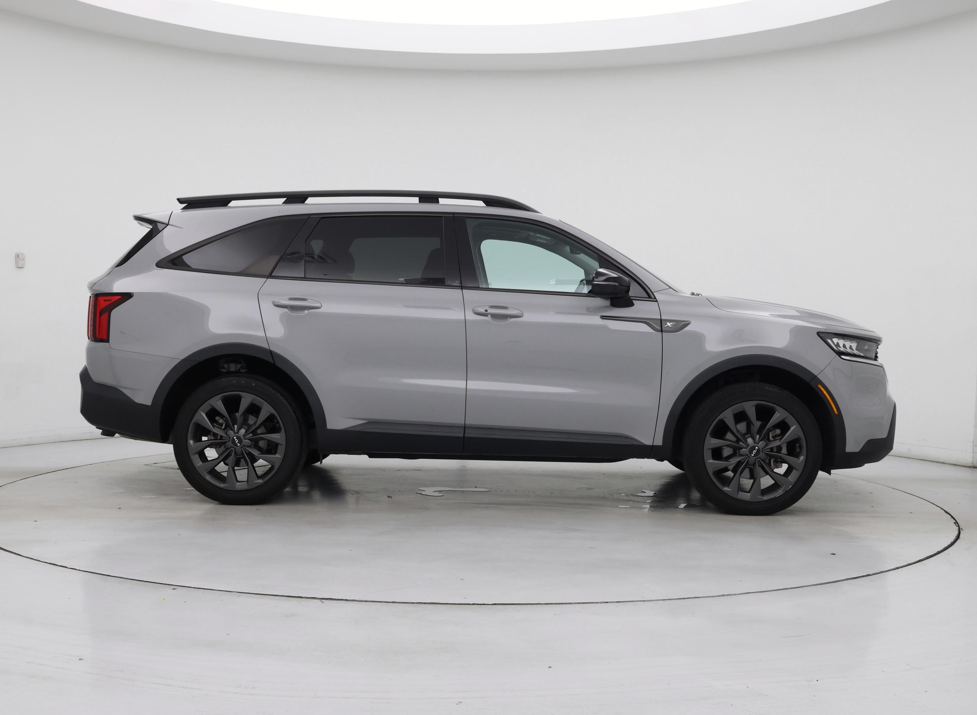 Thumbnail: 2023 Kia Sorento - 7