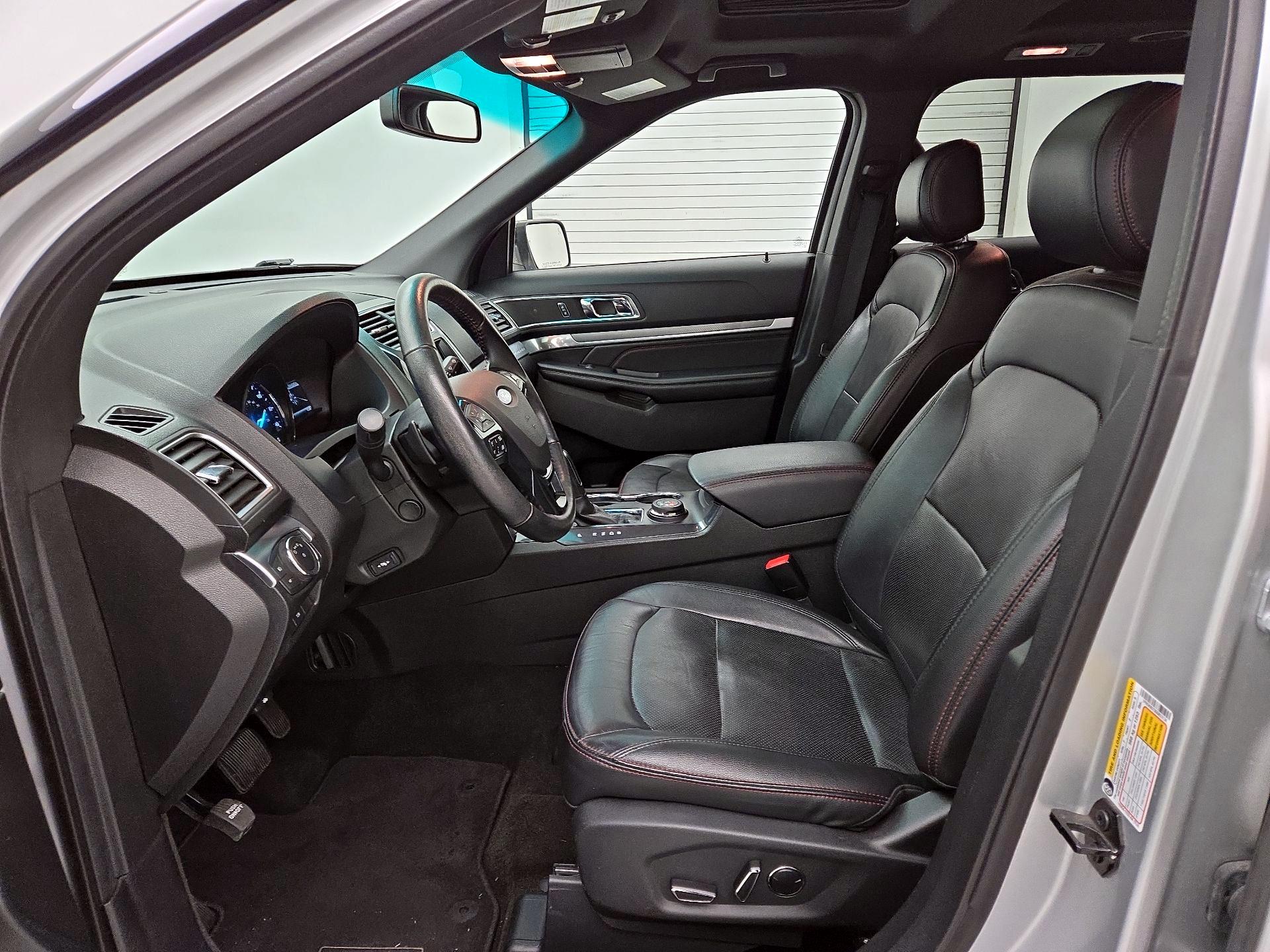 Thumbnail: 2016 Ford Explorer - 11