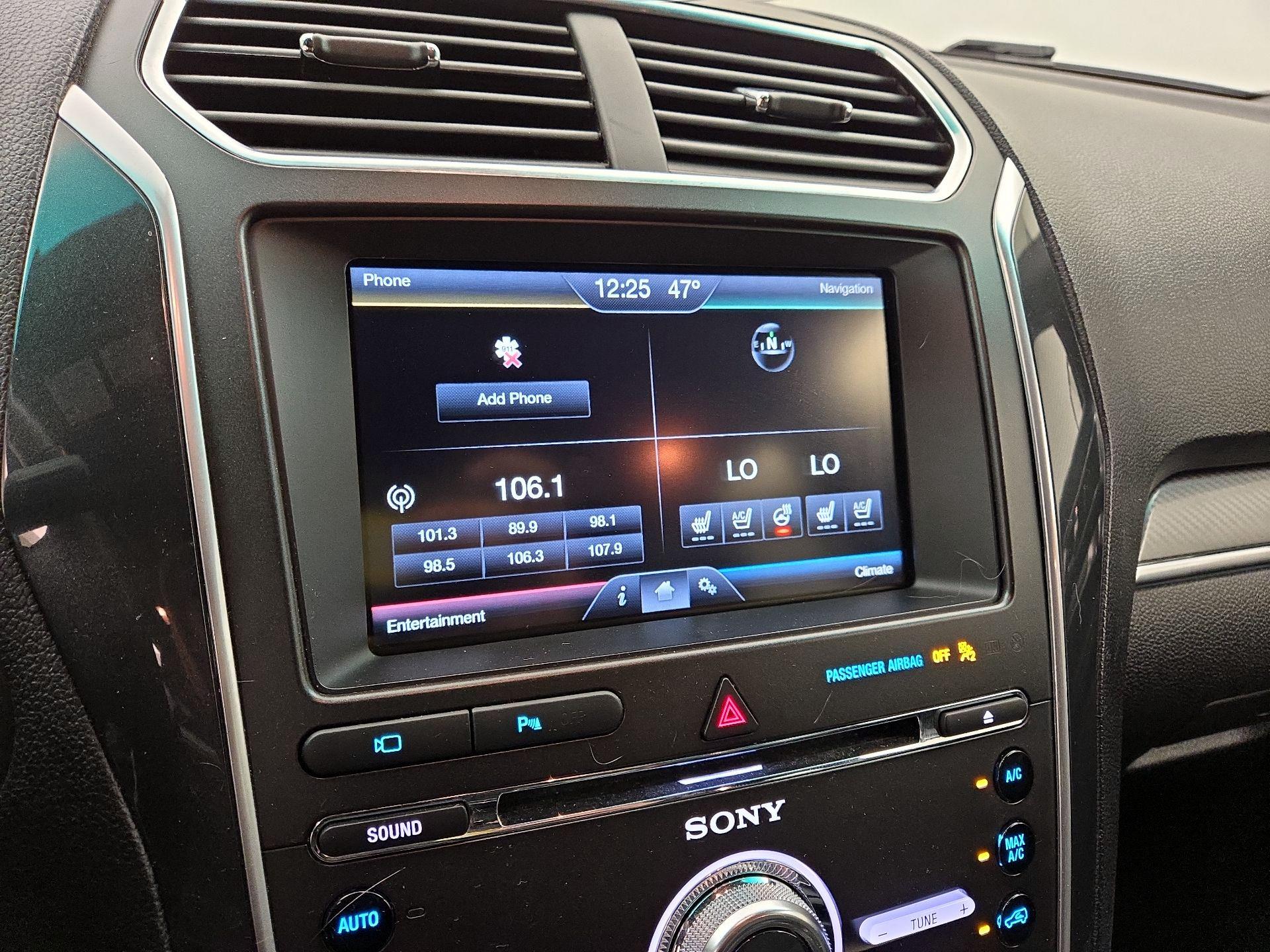 Thumbnail: 2016 Ford Explorer - 16