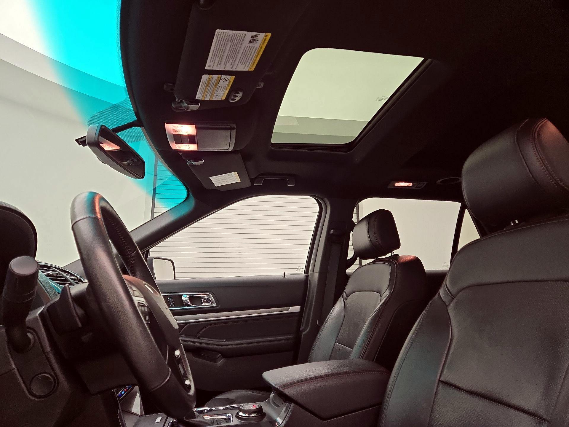 Thumbnail: 2016 Ford Explorer - 19