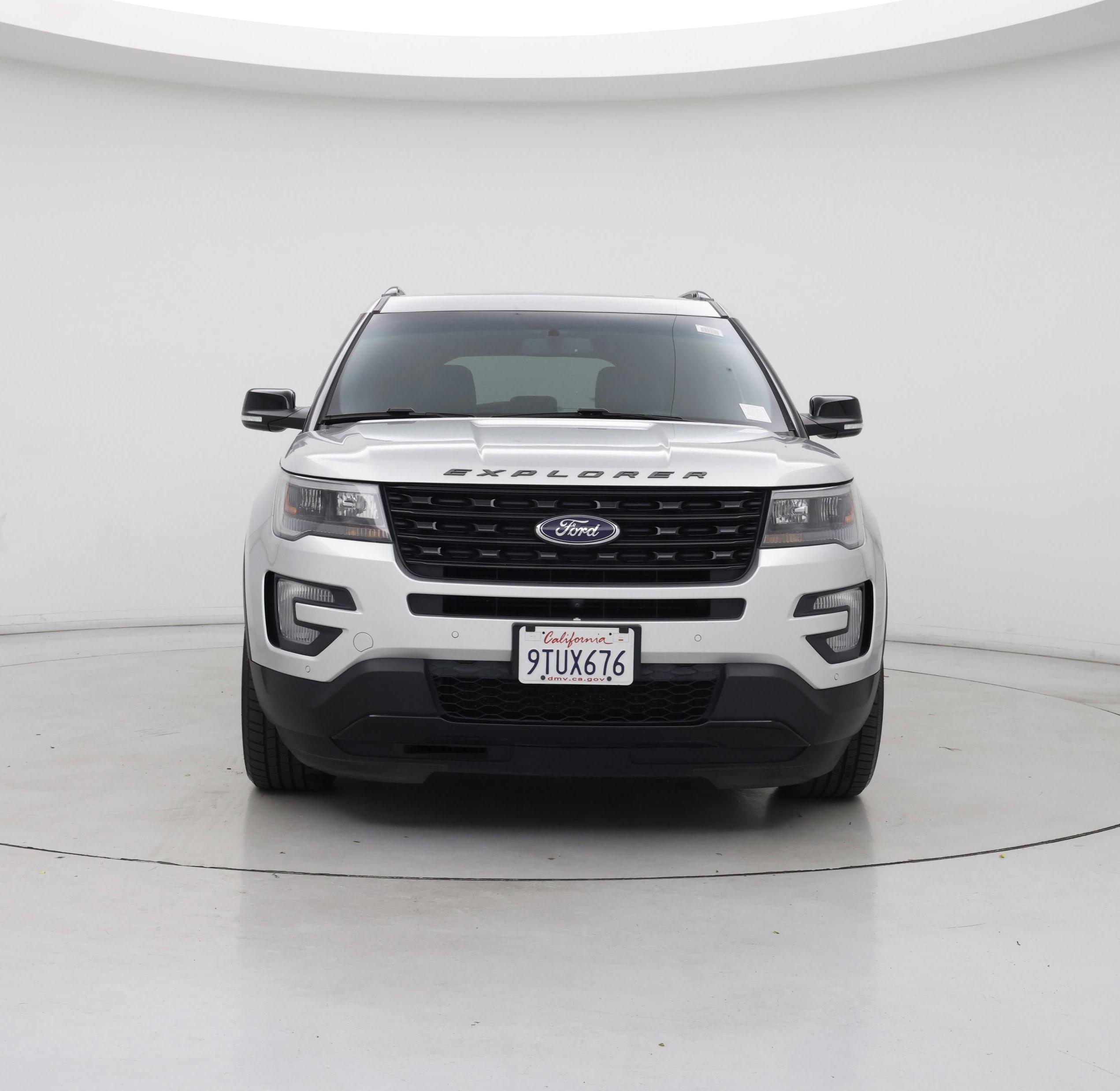 Thumbnail: 2016 Ford Explorer - 5