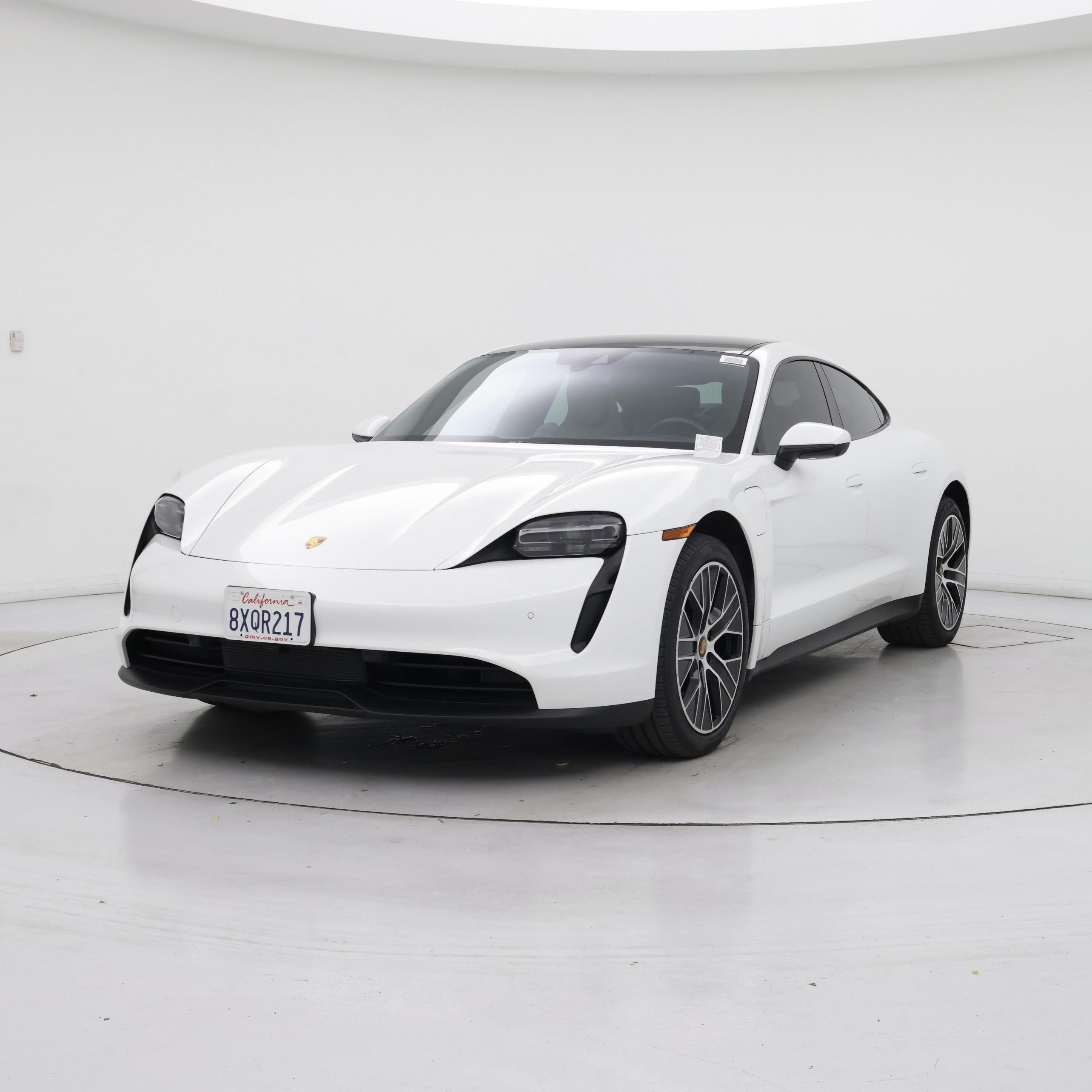 Thumbnail: 2021 Porsche Taycan - 4