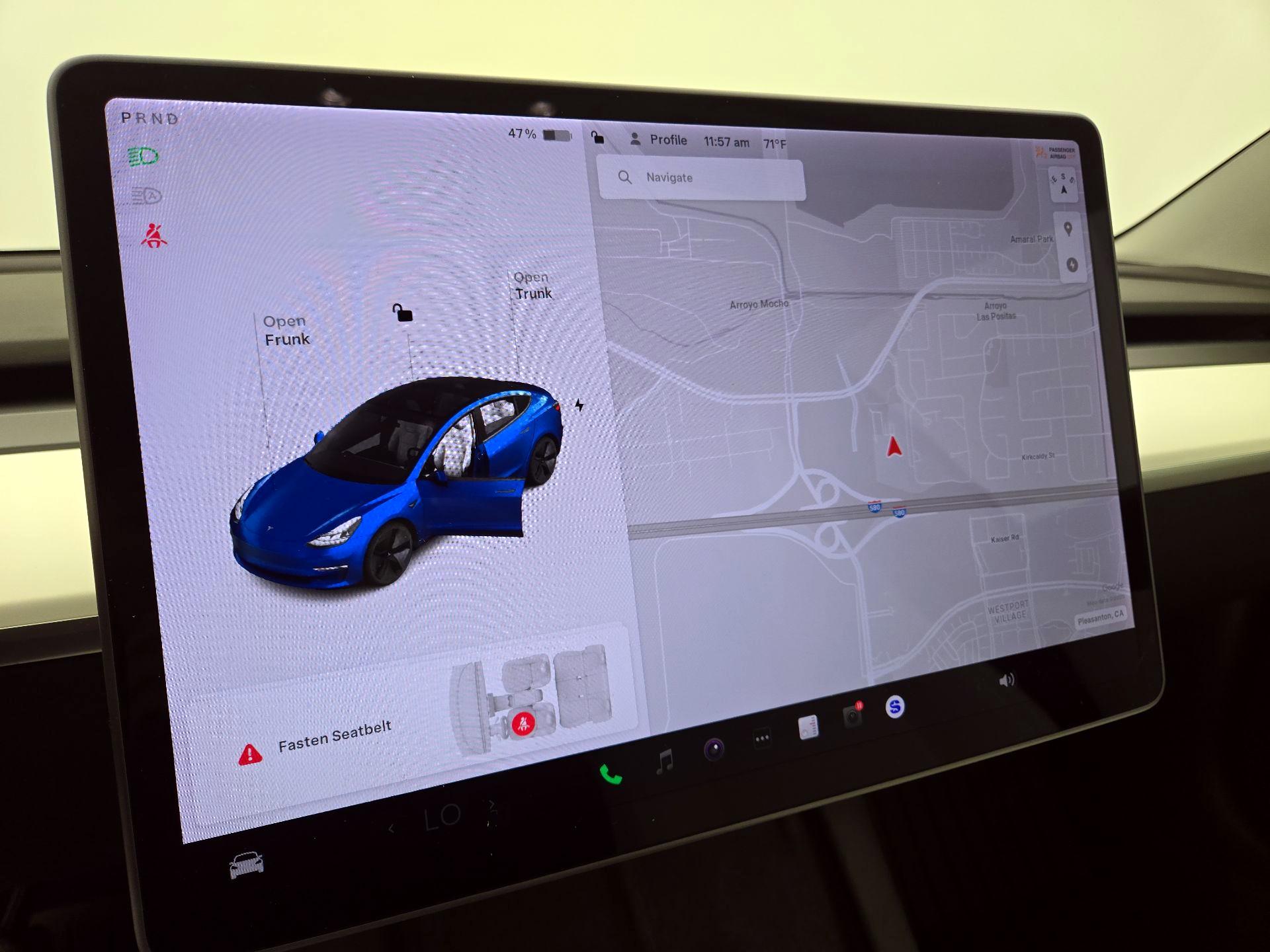 Thumbnail: 2021 Tesla Model 3 - 14
