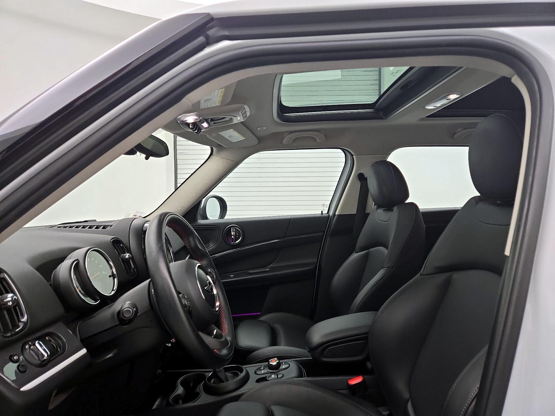 Thumbnail: 2019 MINI Cooper Countryman - 19