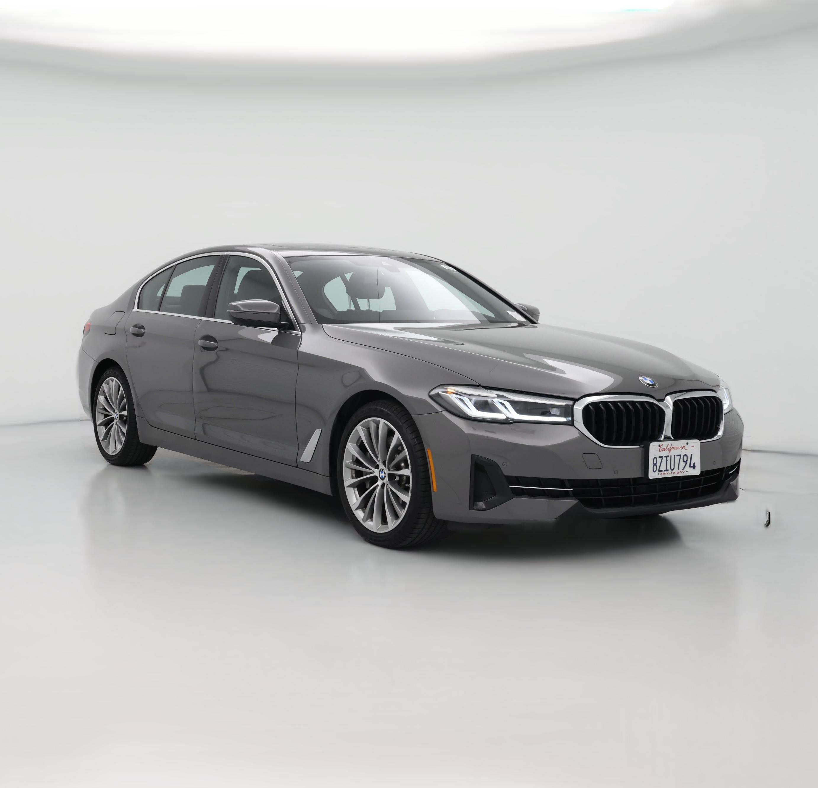 Thumbnail: 2022 BMW 5 Series - 1