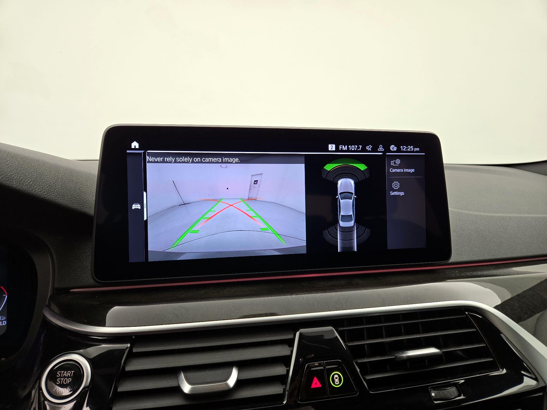 Thumbnail: 2022 BMW 5 Series - 15