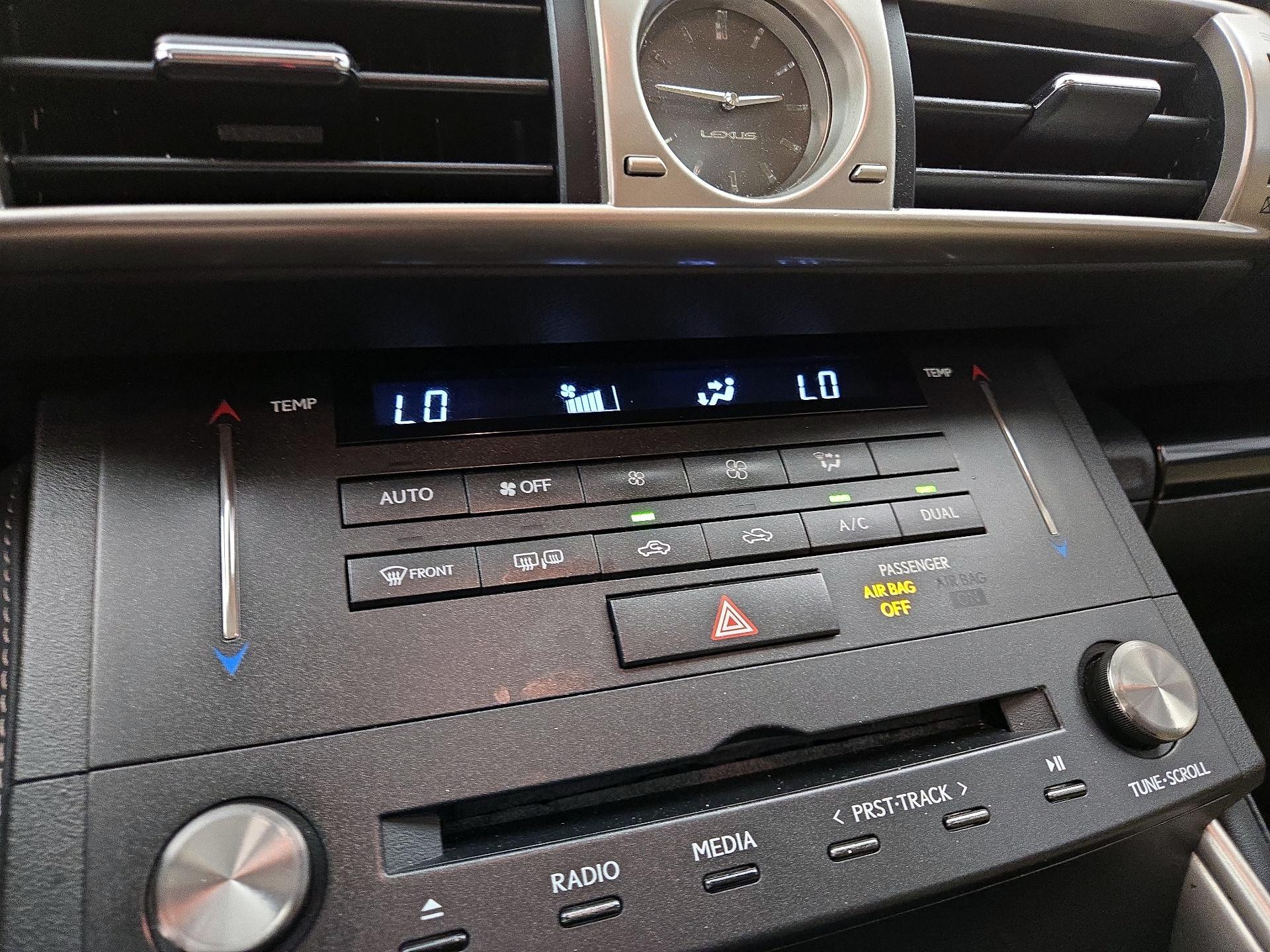 Thumbnail: 2016 Lexus IS - 16