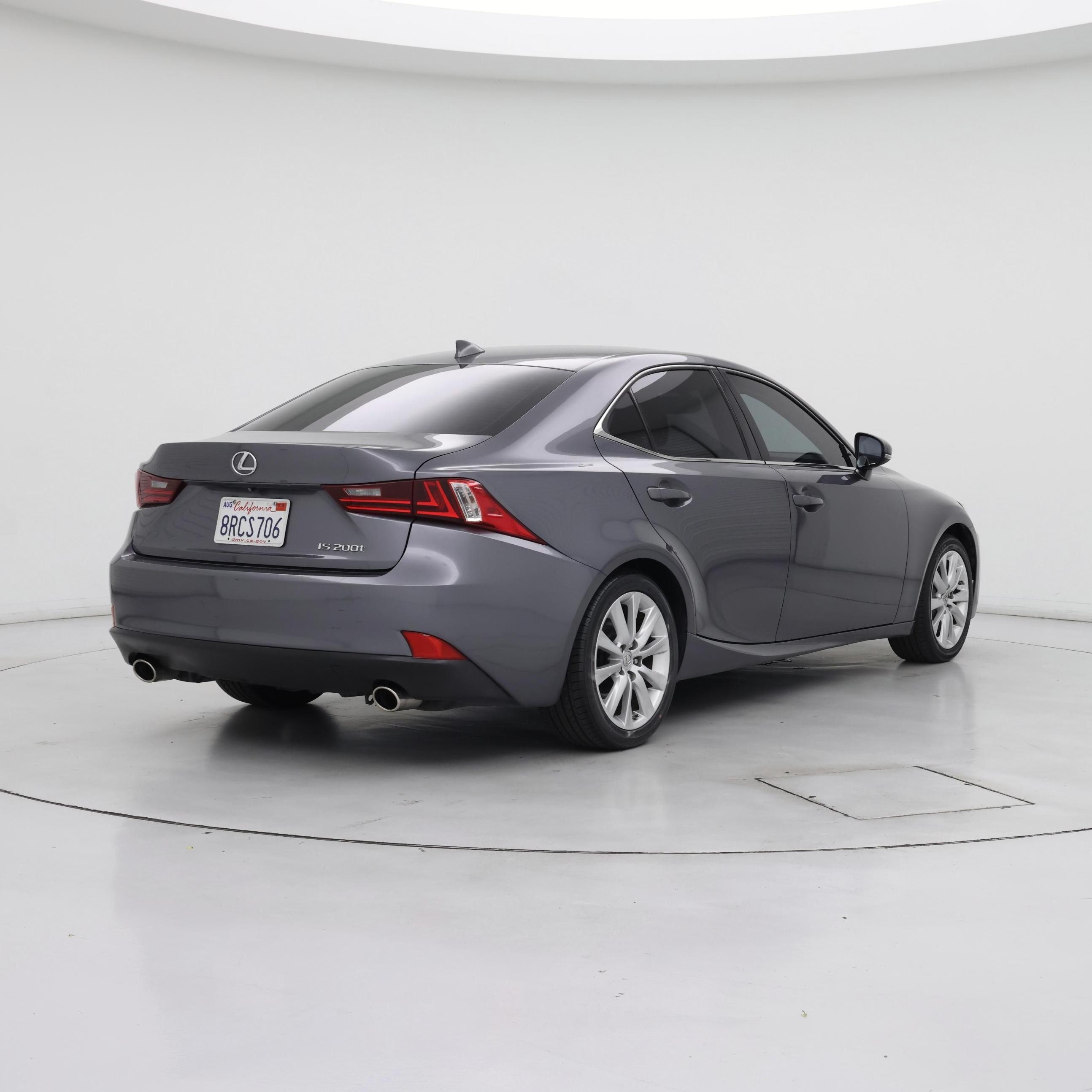 Thumbnail: 2016 Lexus IS - 8