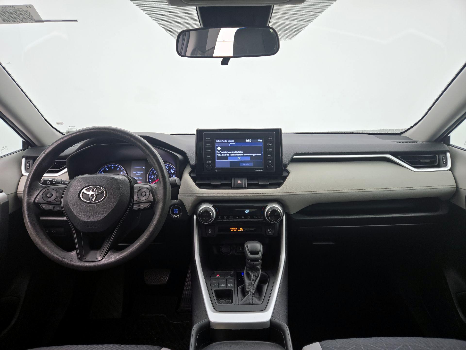 Thumbnail: 2020 Toyota RAV4 - 9