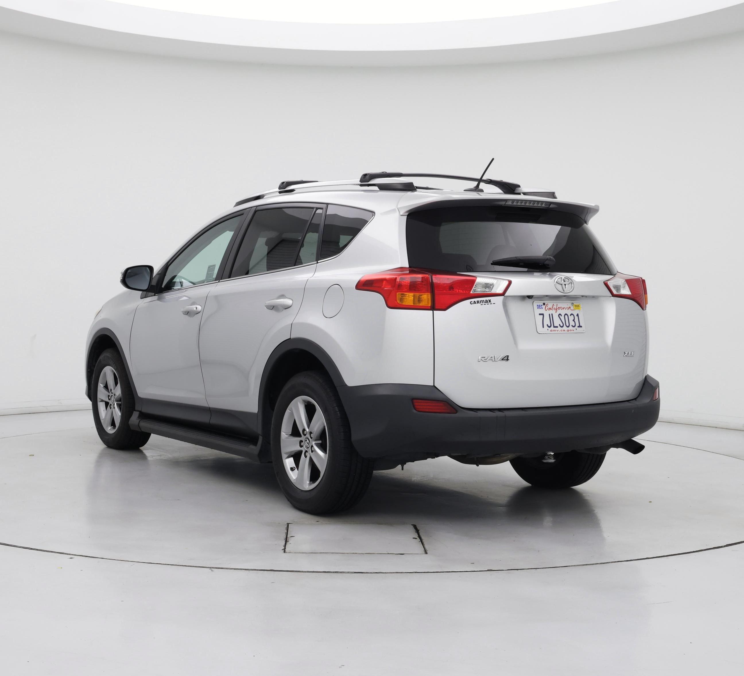 Thumbnail: 2015 Toyota RAV4 - 2