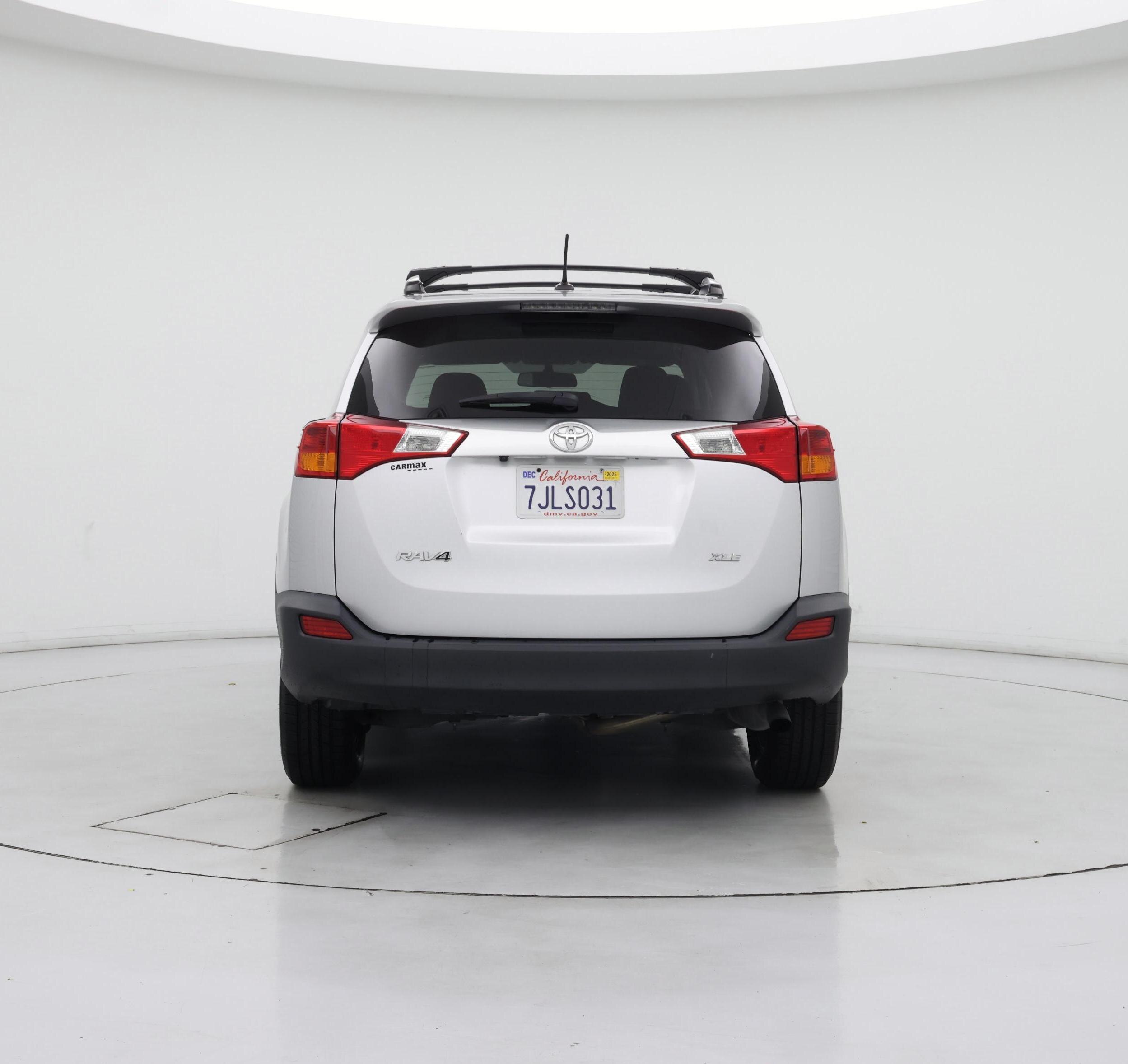 Thumbnail: 2015 Toyota RAV4 - 6