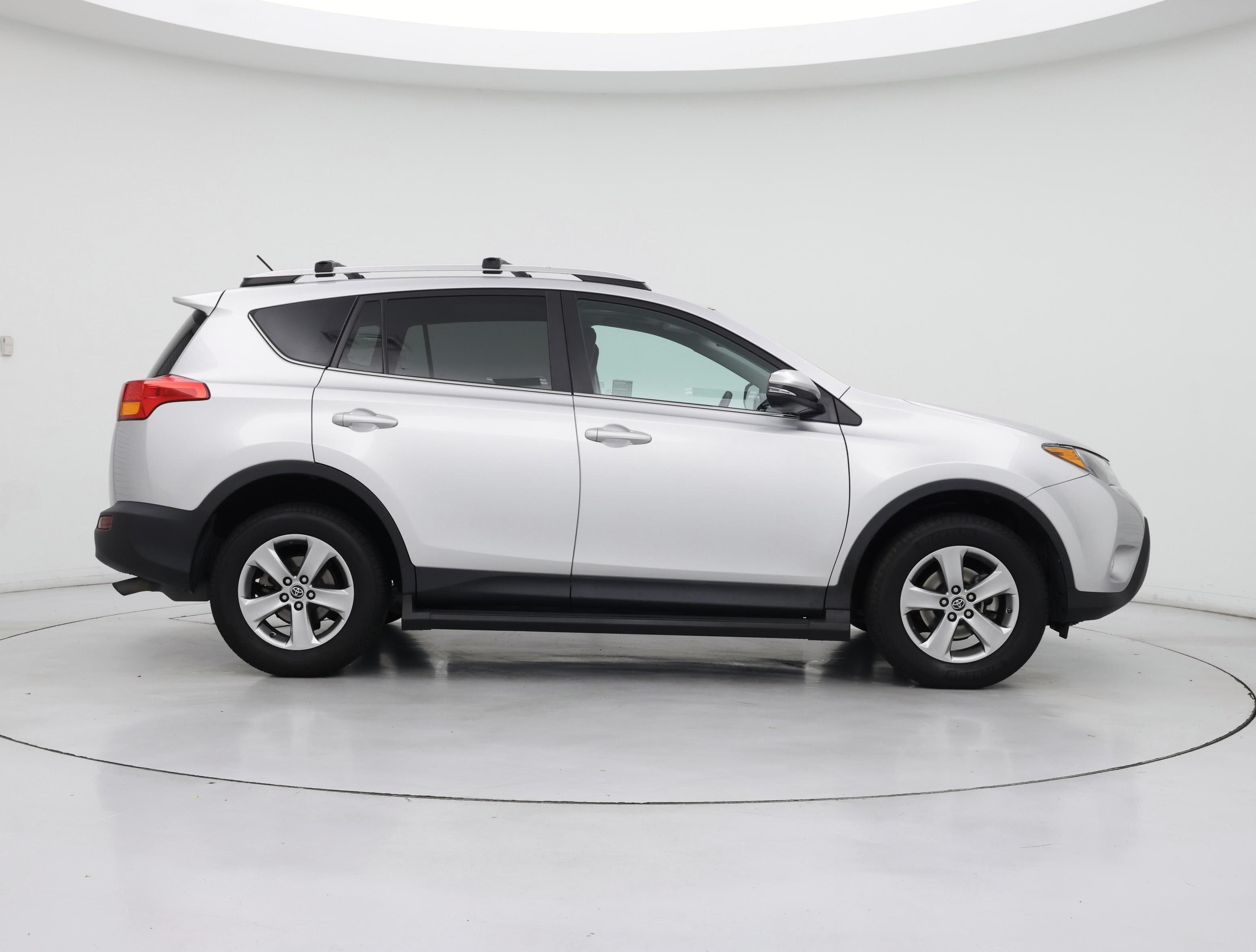 Thumbnail: 2015 Toyota RAV4 - 7