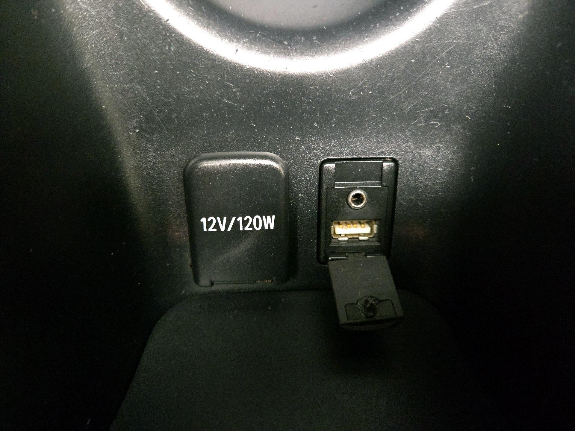 Thumbnail: 2017 Toyota Prius - 18