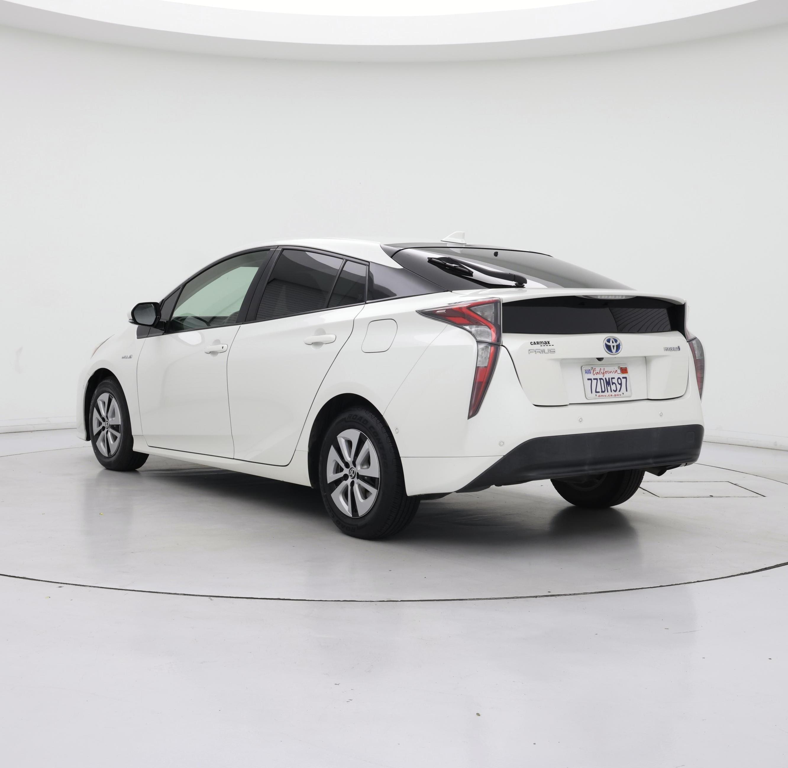 Thumbnail: 2017 Toyota Prius - 2