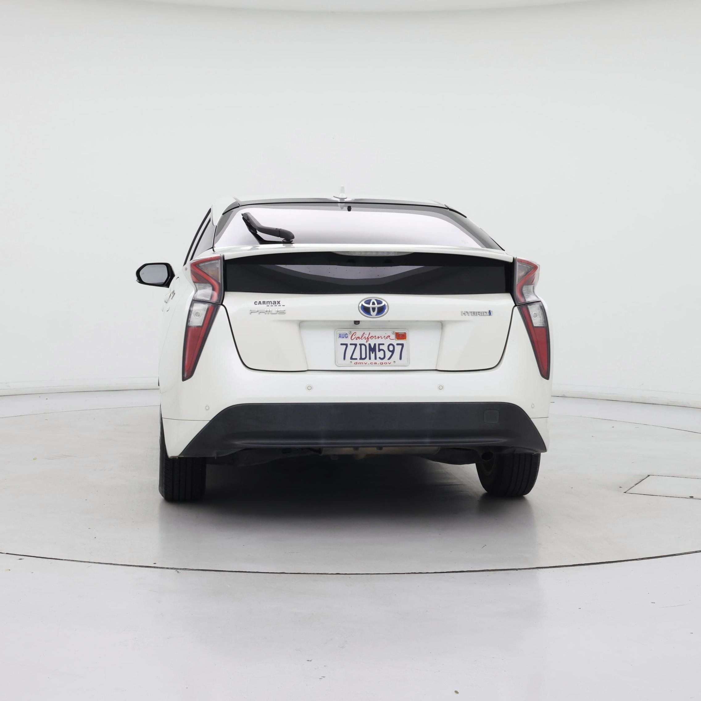 Thumbnail: 2017 Toyota Prius - 6