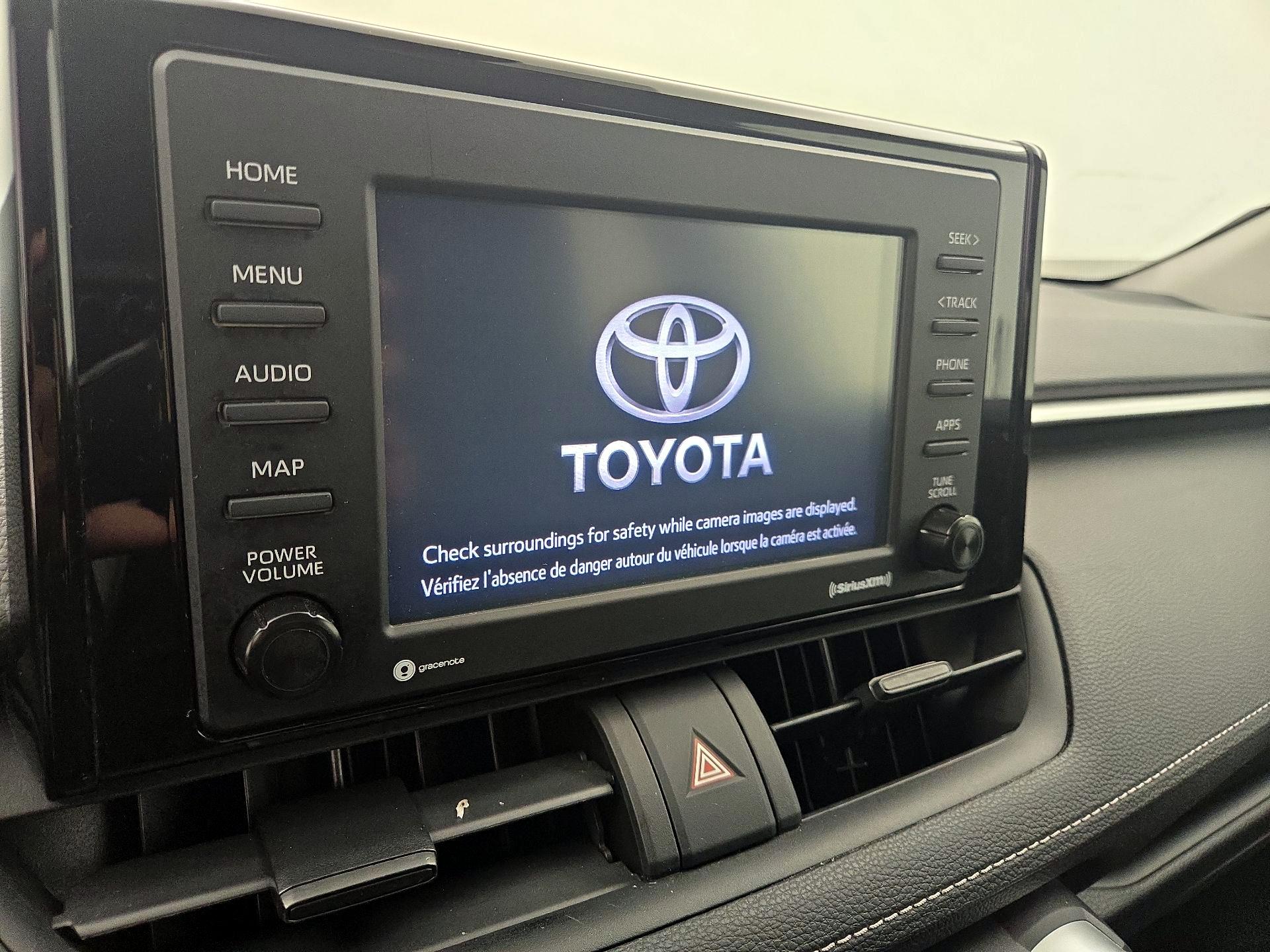 Thumbnail: 2020 Toyota RAV4 - 15