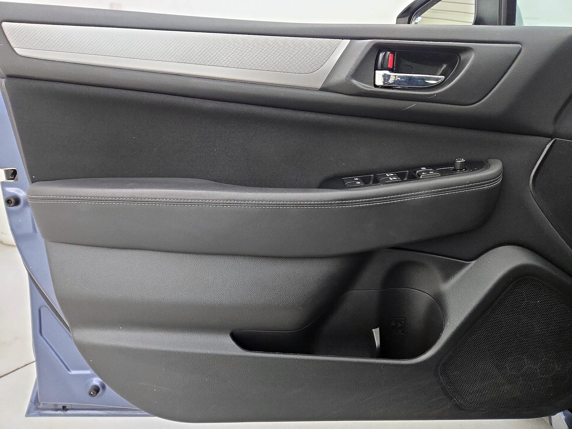 Thumbnail: 2016 Subaru Legacy - 12