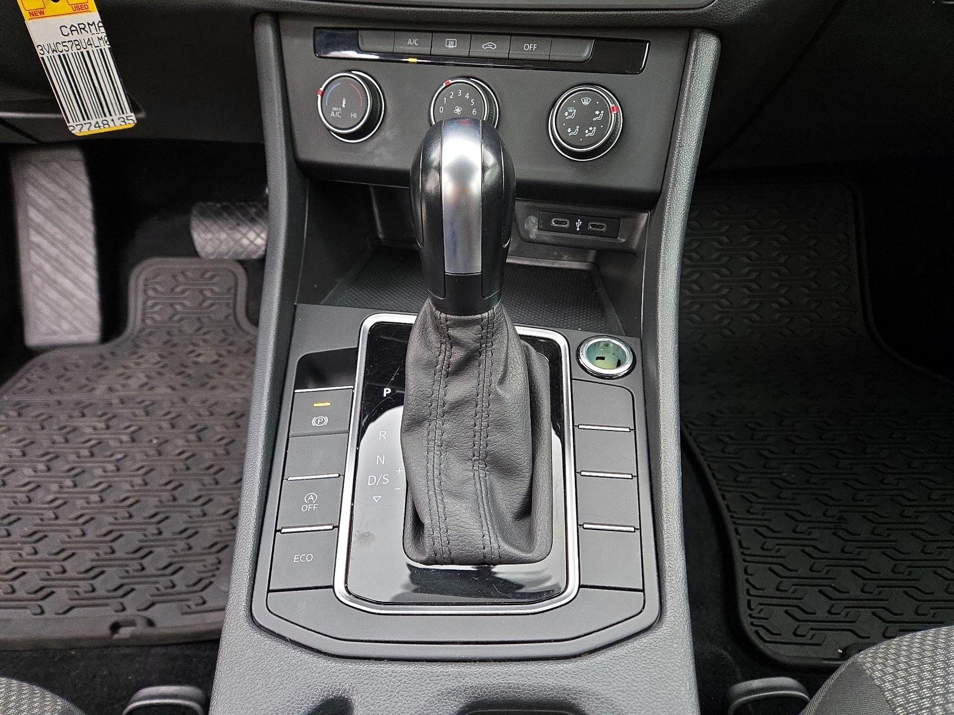 Thumbnail: 2020 Volkswagen Jetta - 17