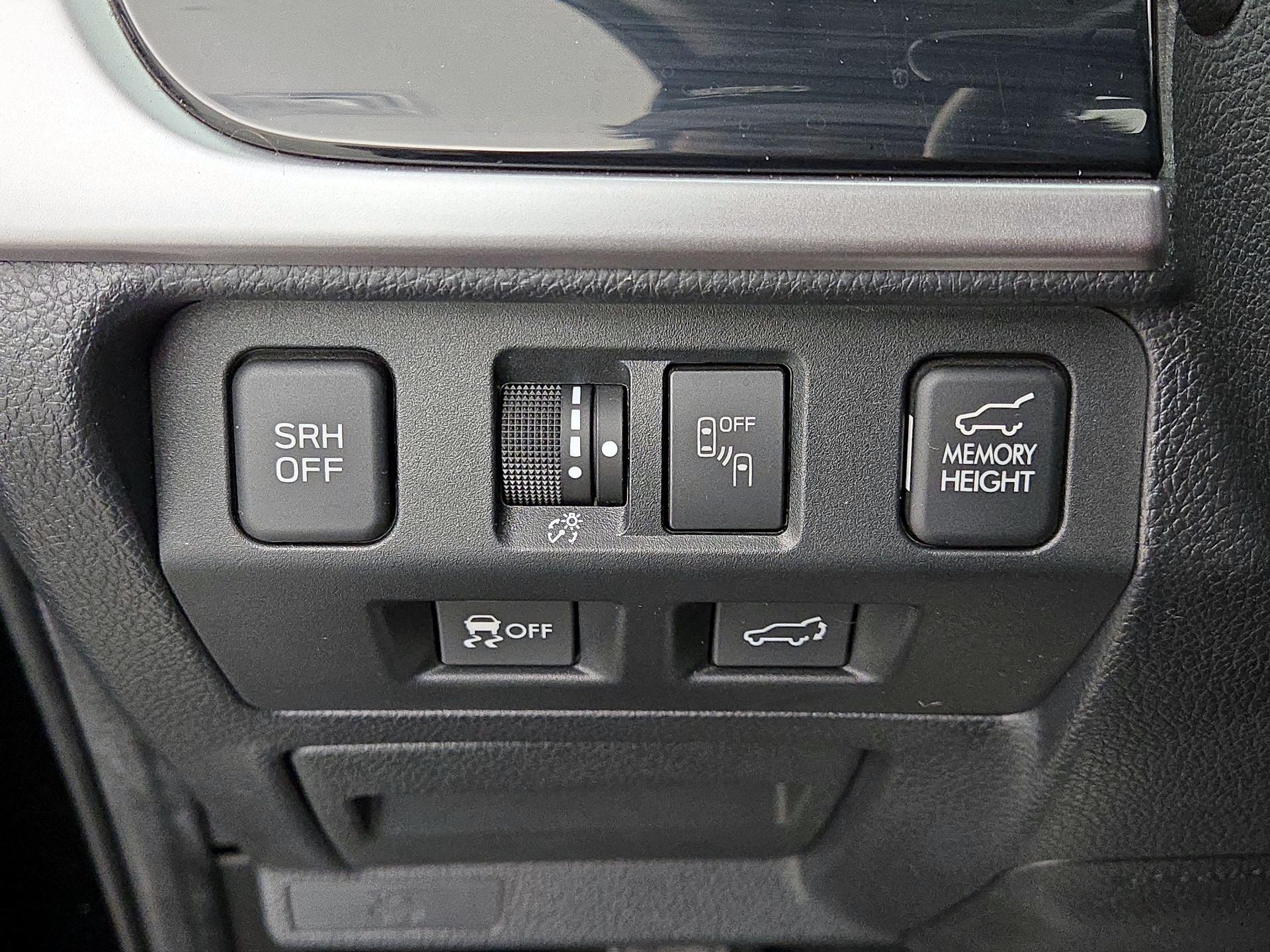 Thumbnail: 2017 Subaru Forester - 13