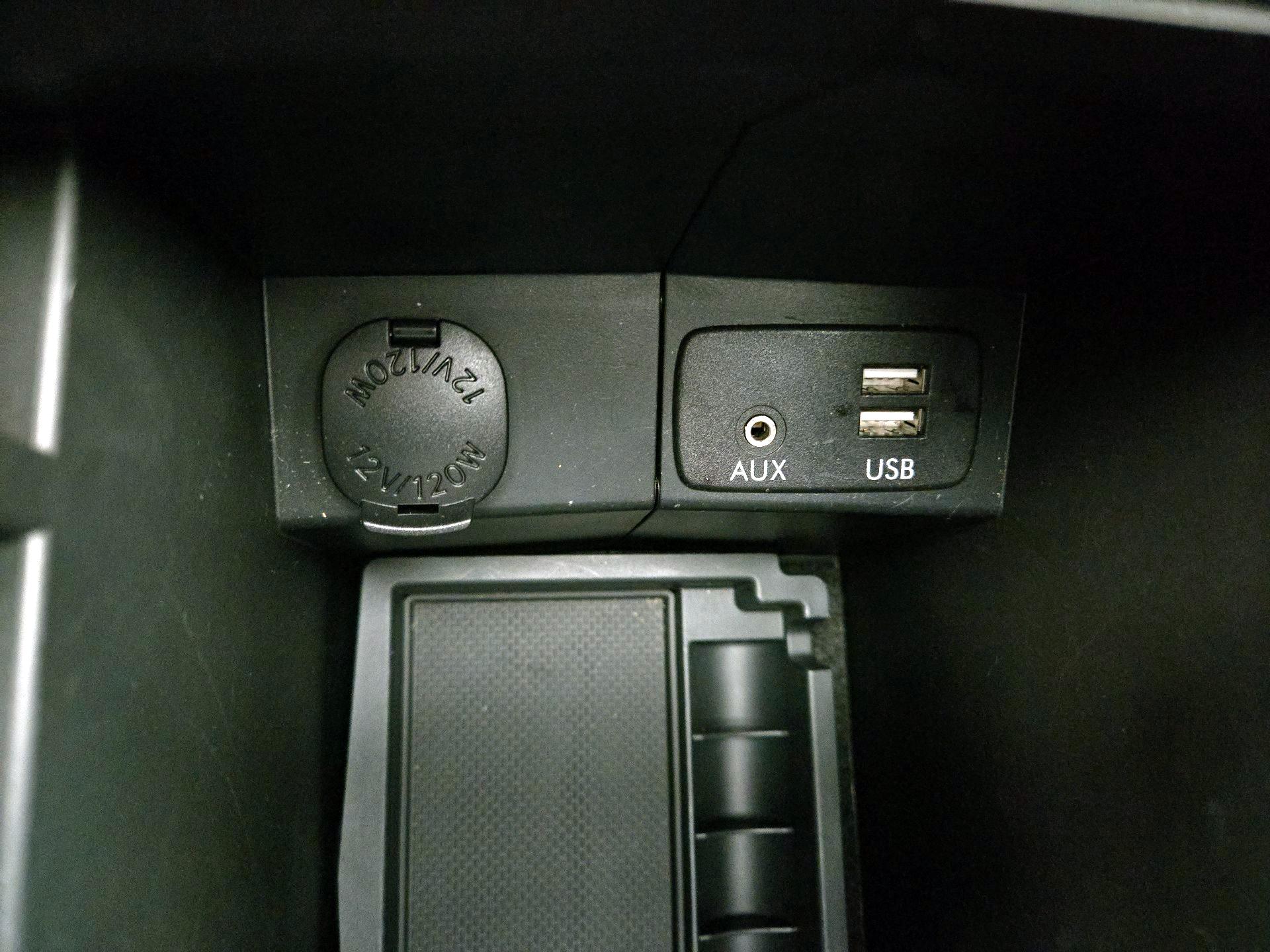 Thumbnail: 2017 Subaru Forester - 19