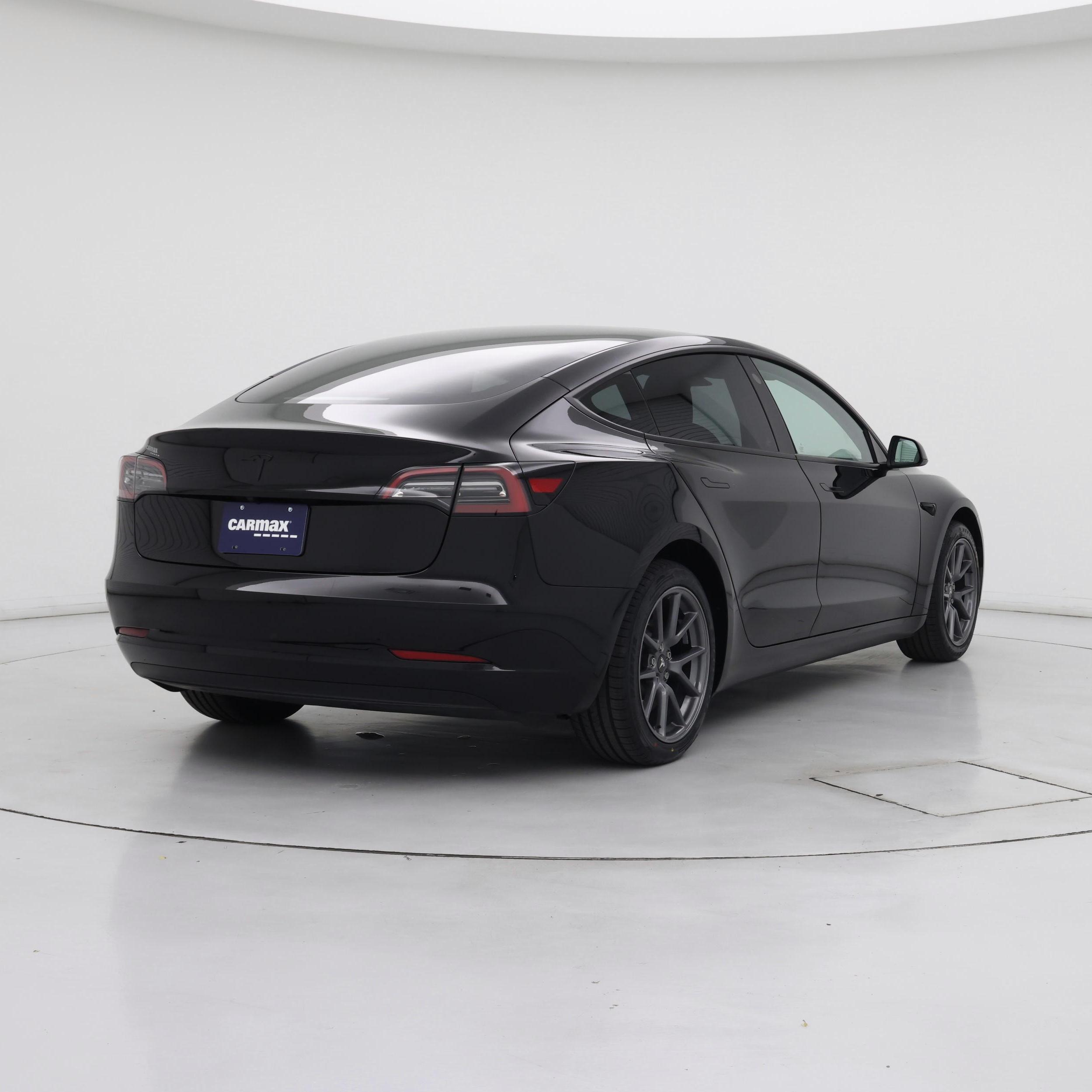 Thumbnail: 2023 Tesla Model 3 - 8