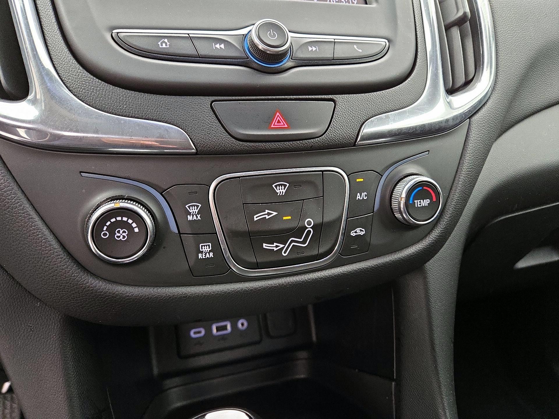 Thumbnail: 2020 Chevrolet Equinox - 16