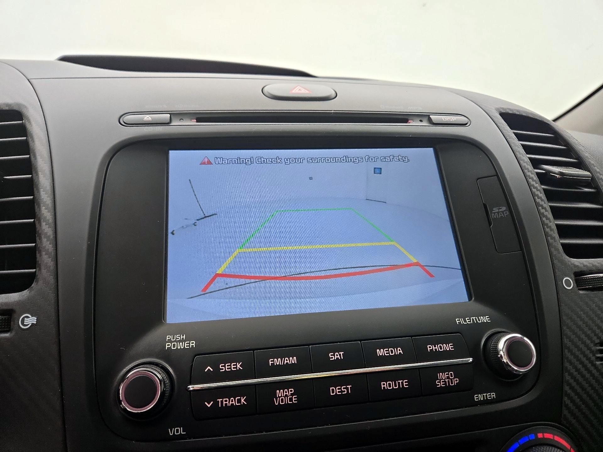 Thumbnail: 2016 Kia Forte - 14