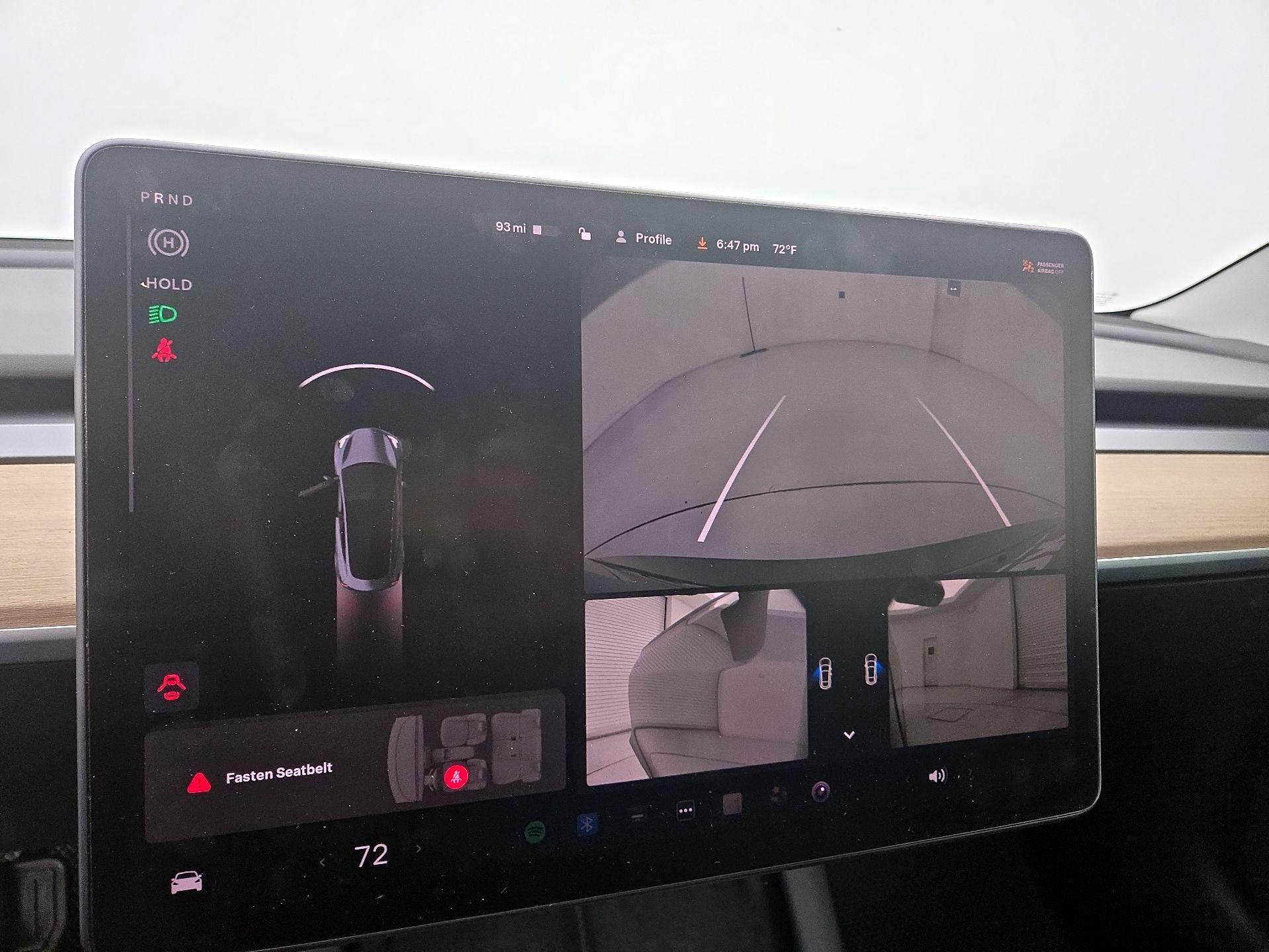 Thumbnail: 2022 Tesla Model 3 - 14