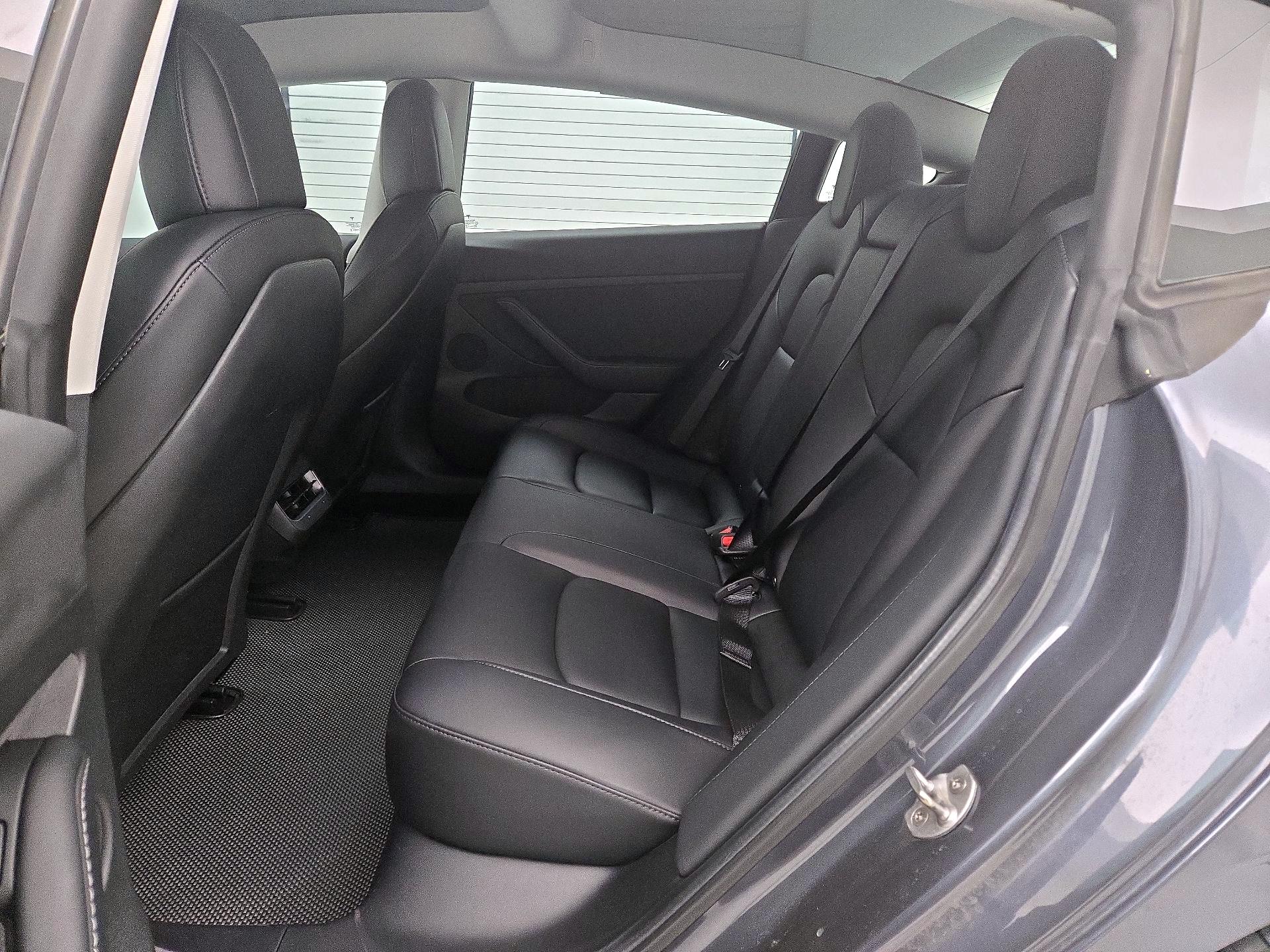 Thumbnail: 2022 Tesla Model 3 - 19