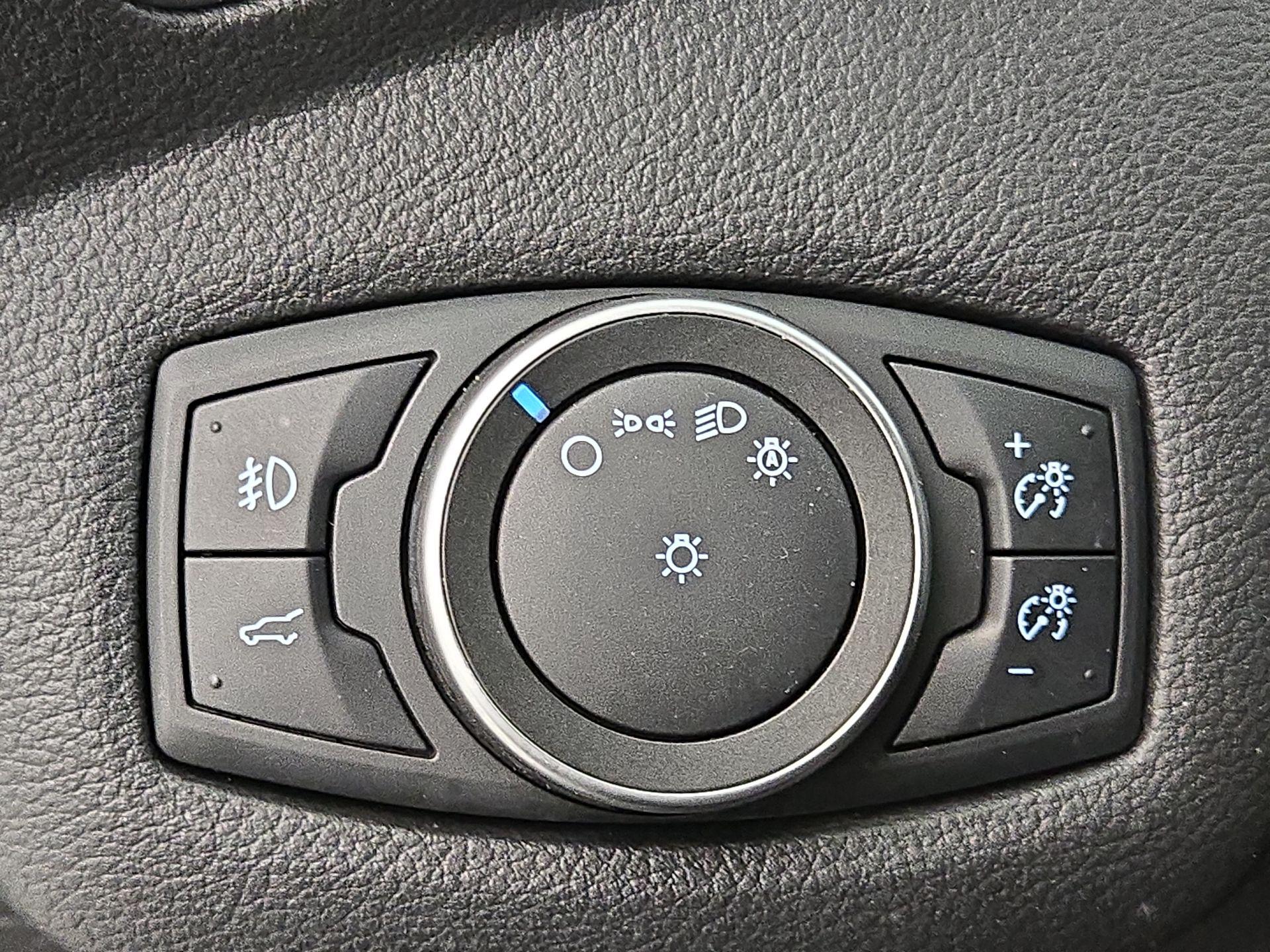 Thumbnail: 2018 Ford Escape - 13