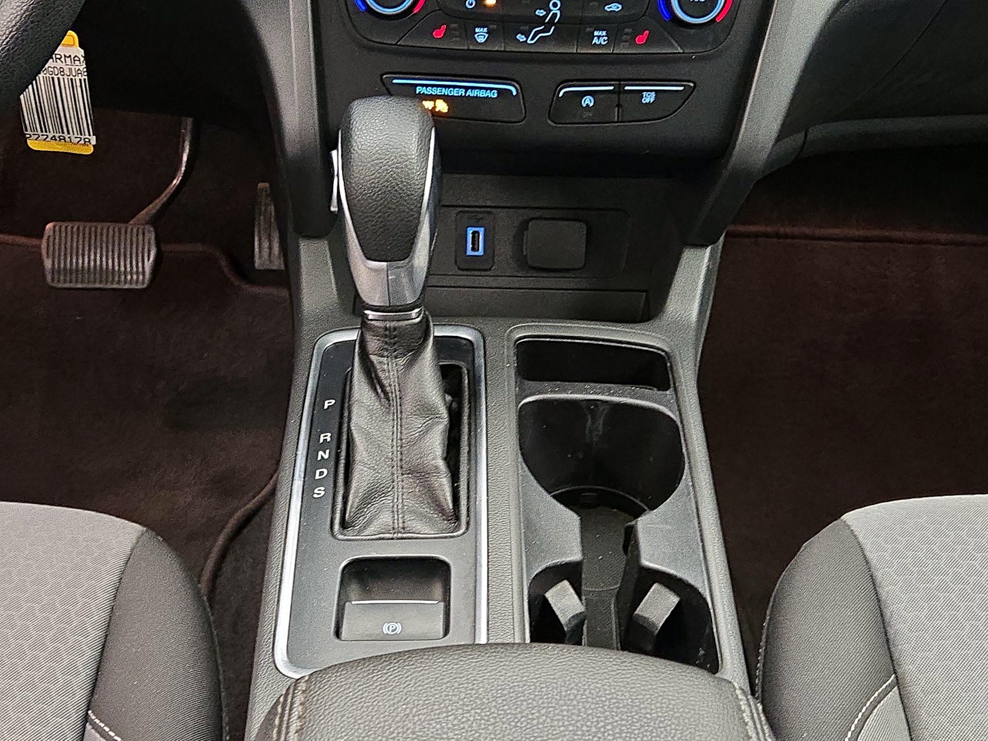 Thumbnail: 2018 Ford Escape - 17