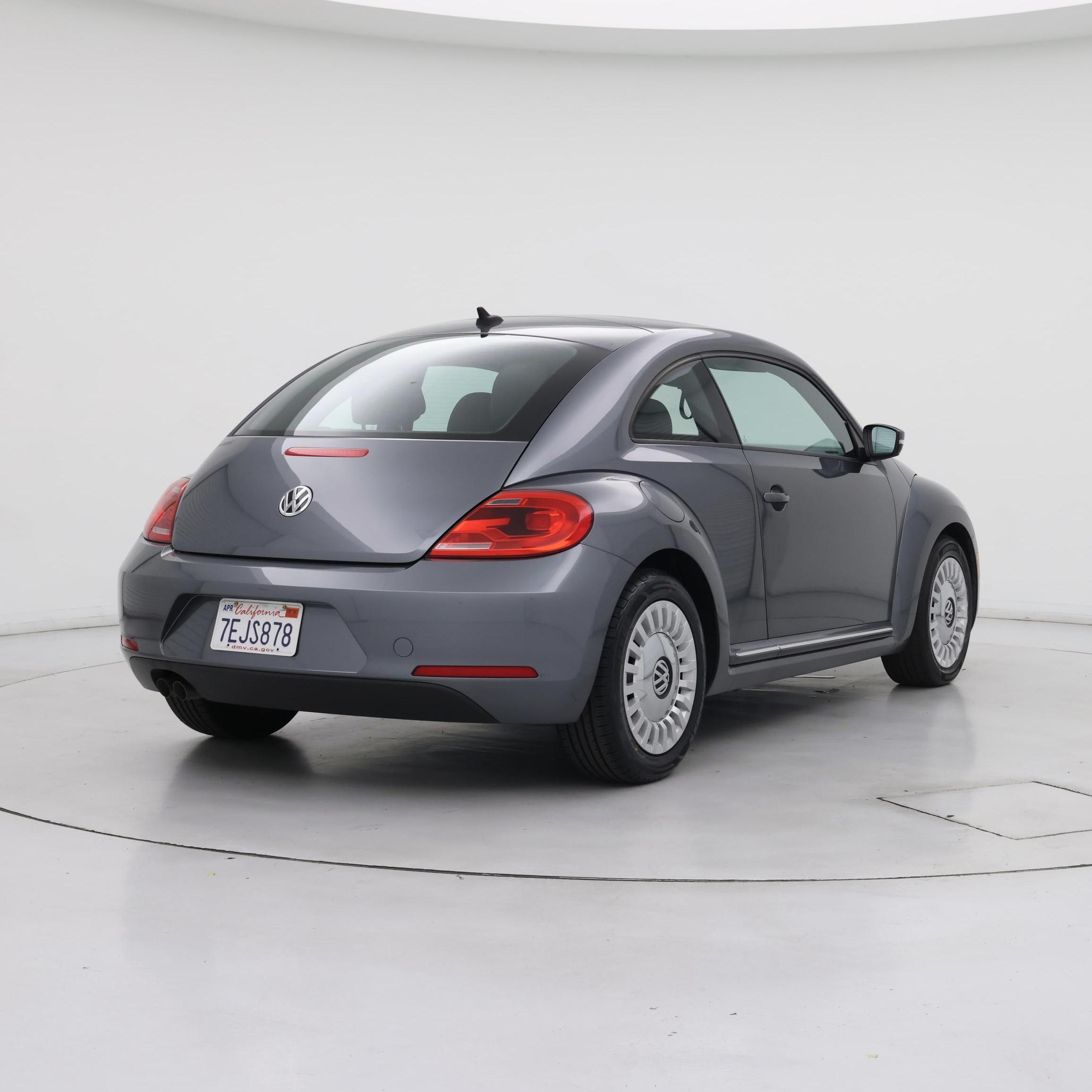 Thumbnail: 2014 Volkswagen Beetle - 8