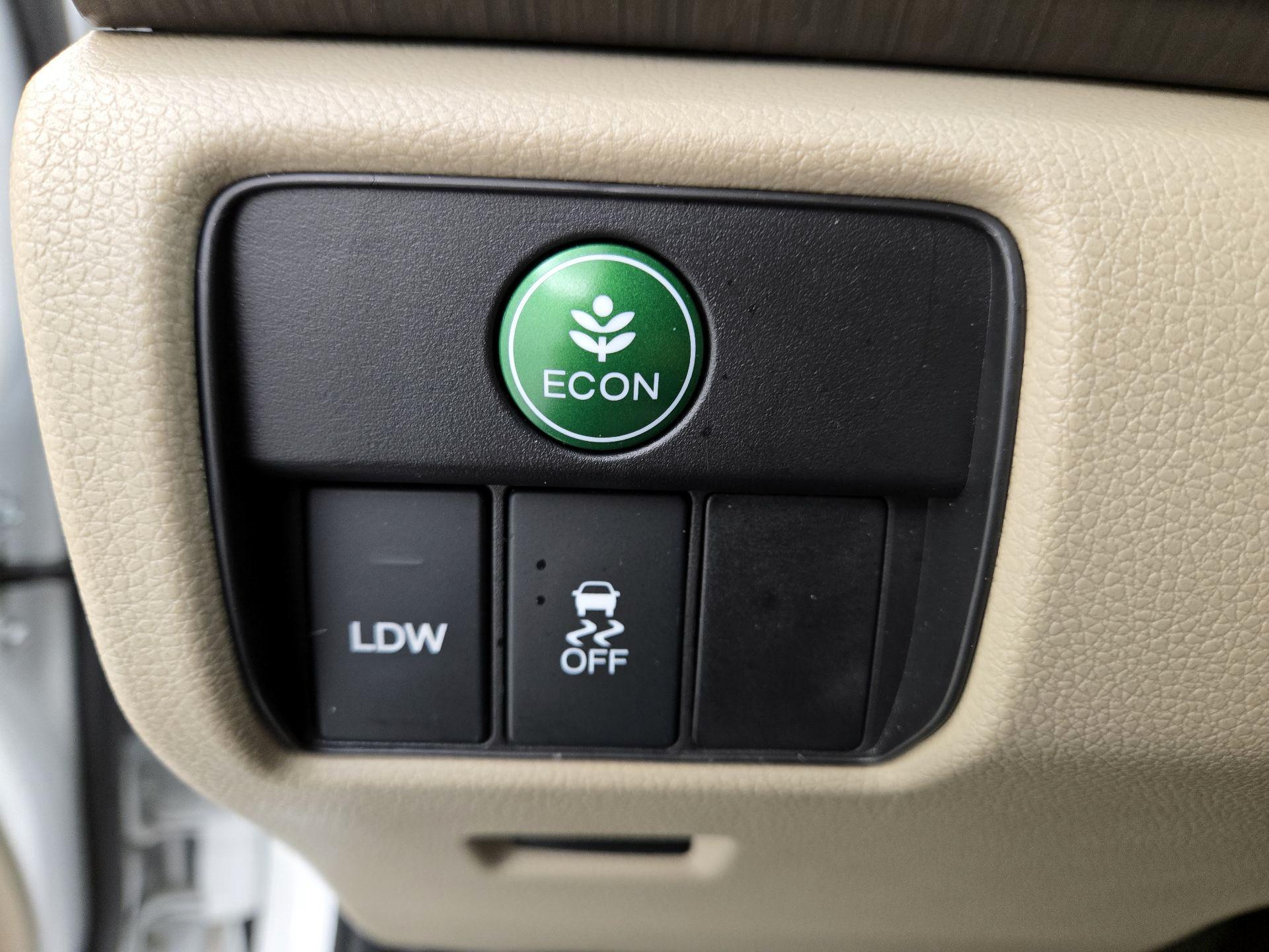 Thumbnail: 2014 Honda Accord - 13