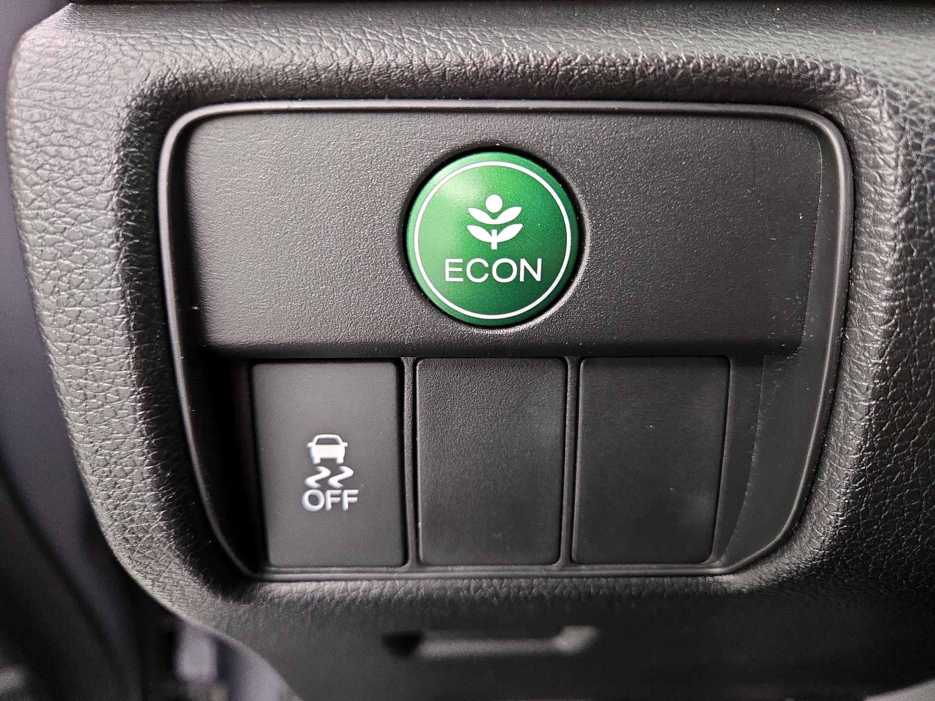 Thumbnail: 2015 Honda Accord - 13